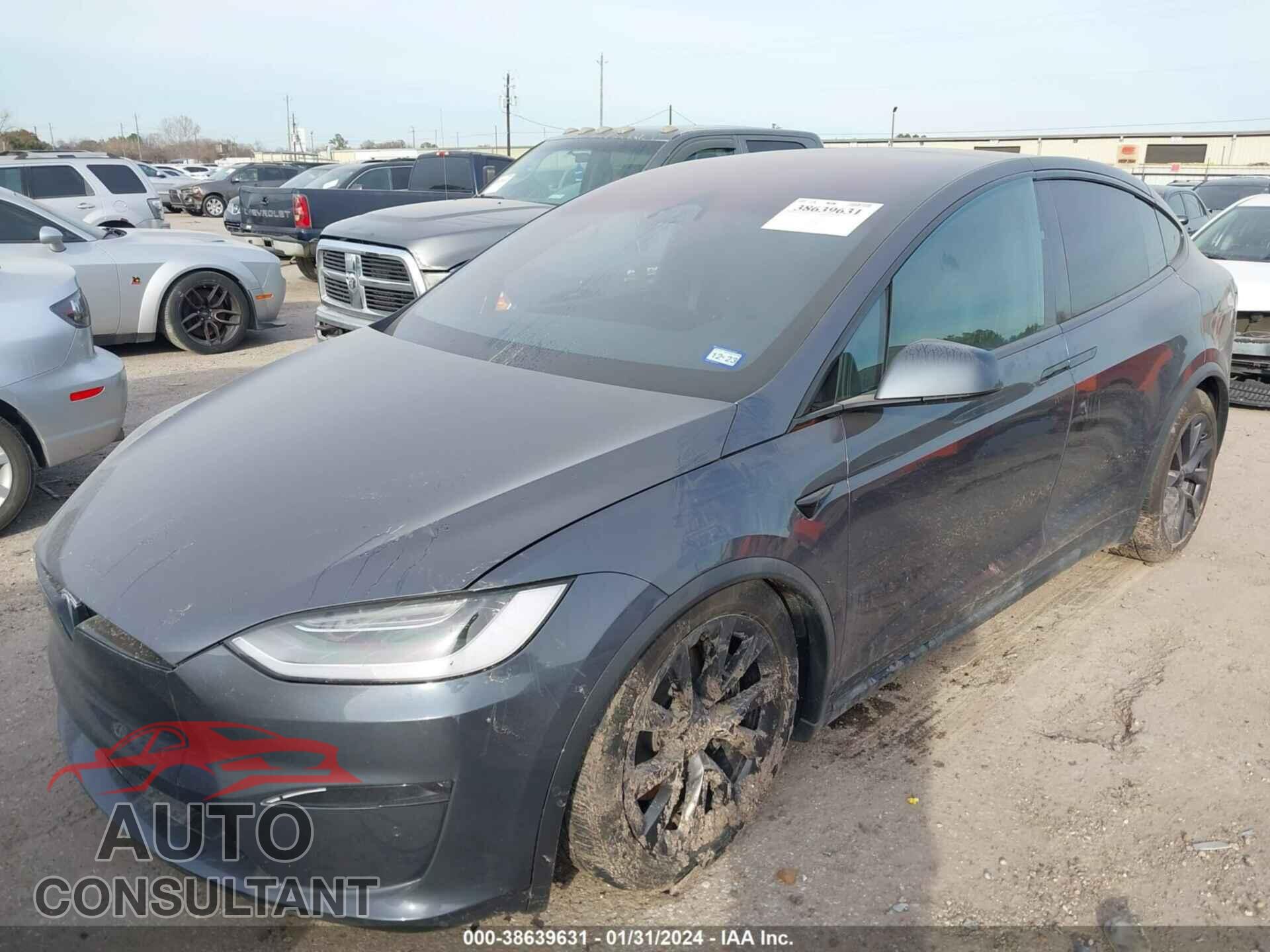 TESLA MODEL X 2023 - 7SAXCBE5XPF376046