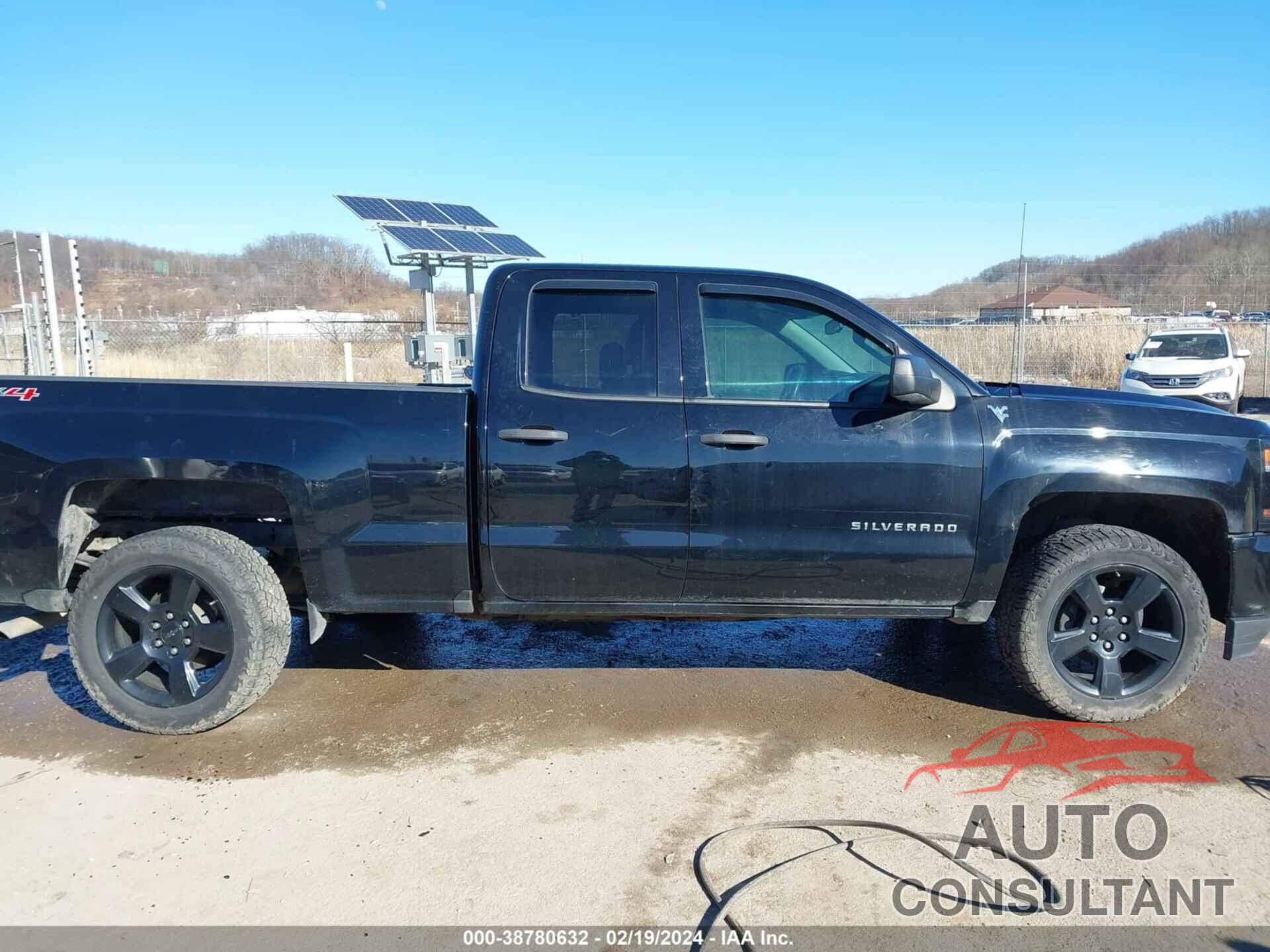 CHEVROLET SILVERADO 1500 2017 - 1GCVKNEC4HZ118835