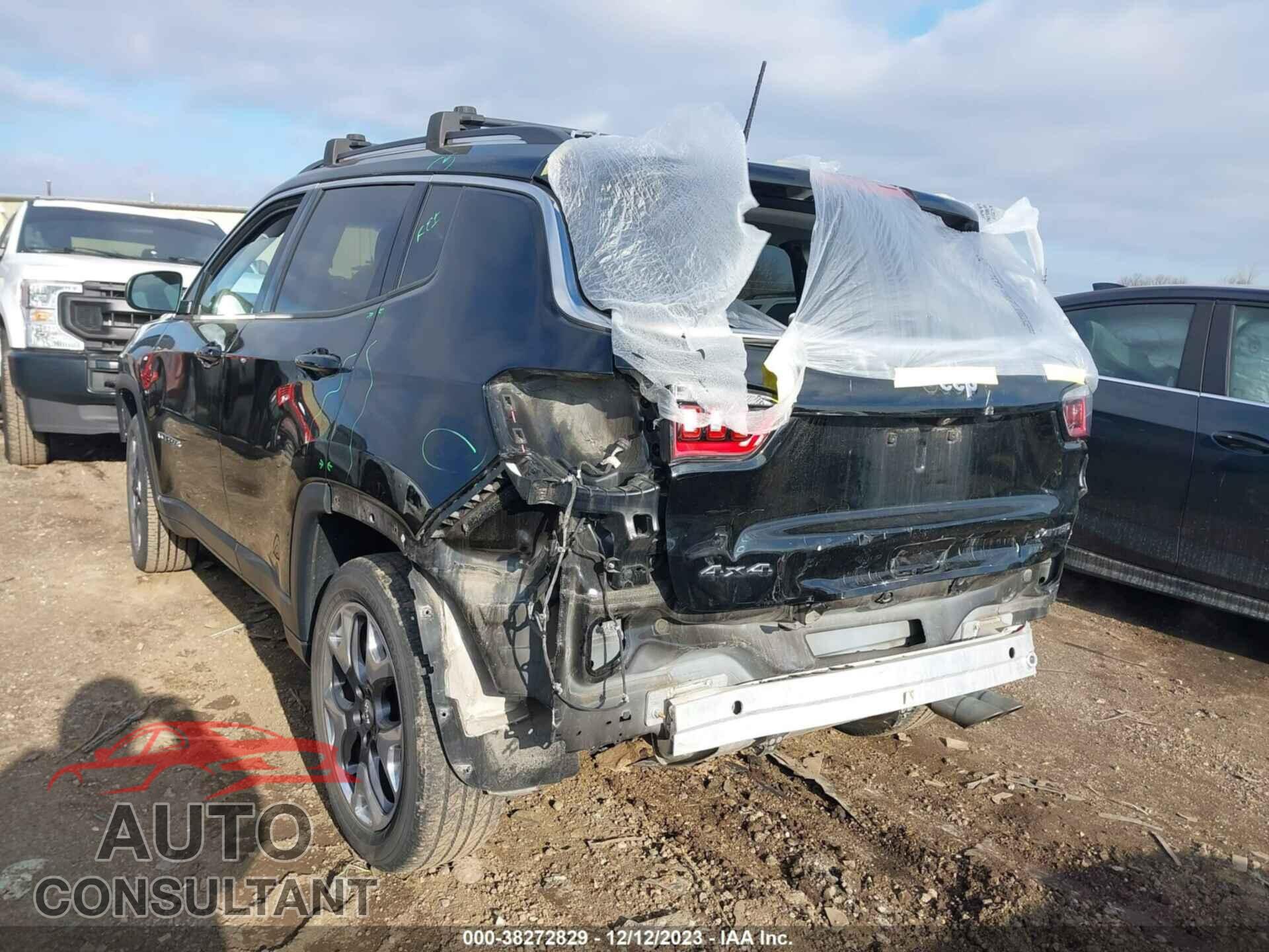 JEEP COMPASS 2018 - 3C4NJDCB1JT201854