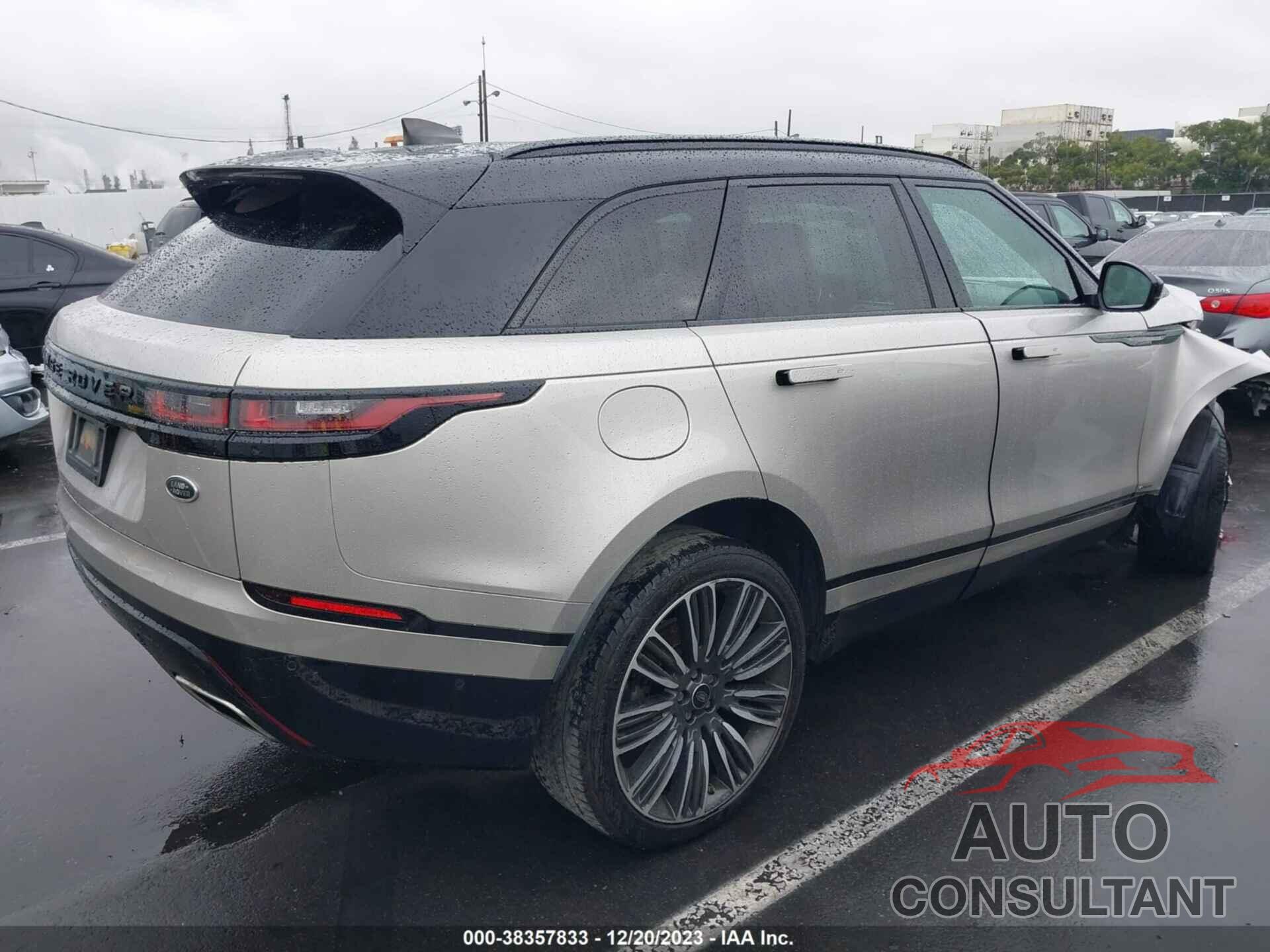 LAND ROVER RANGE ROVER VELAR 2018 - SALYM2RV2JA729252