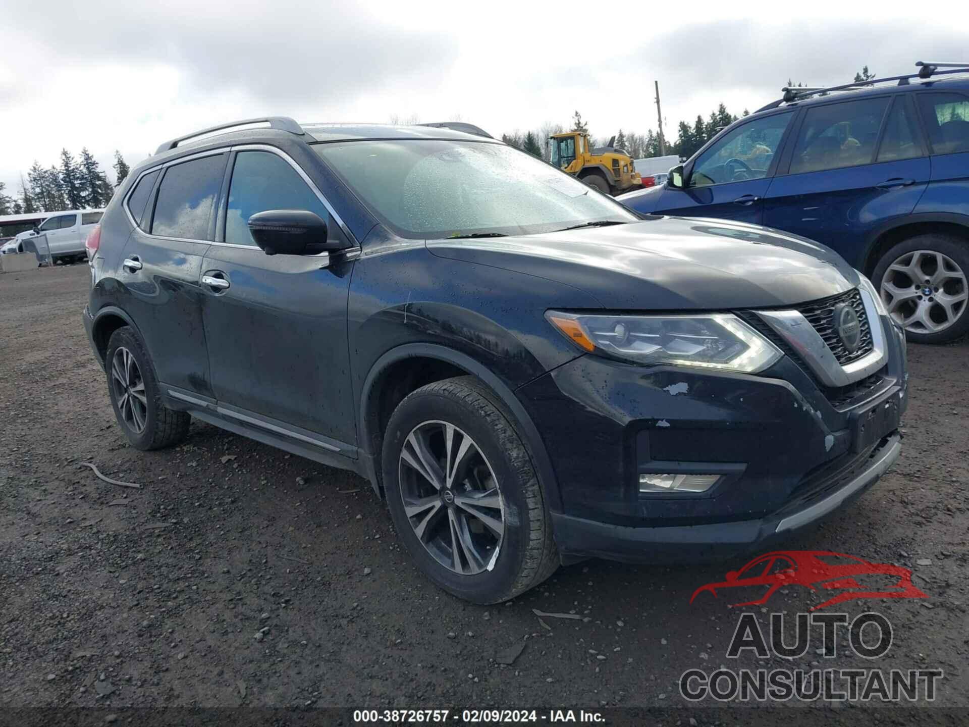 NISSAN ROGUE 2018 - 5N1AT2MV8JC713236