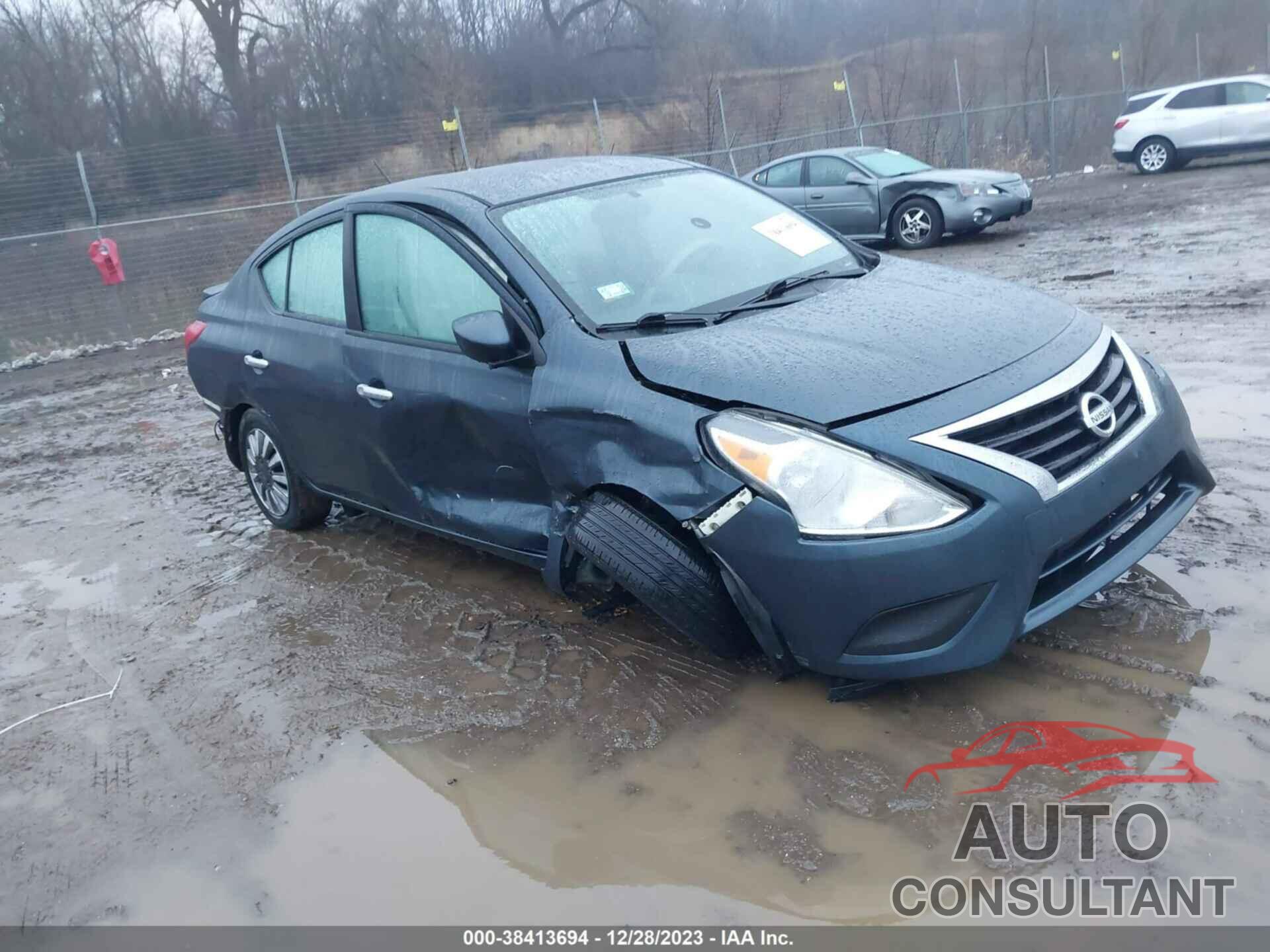 NISSAN VERSA 2017 - 3N1CN7AP4HL841968