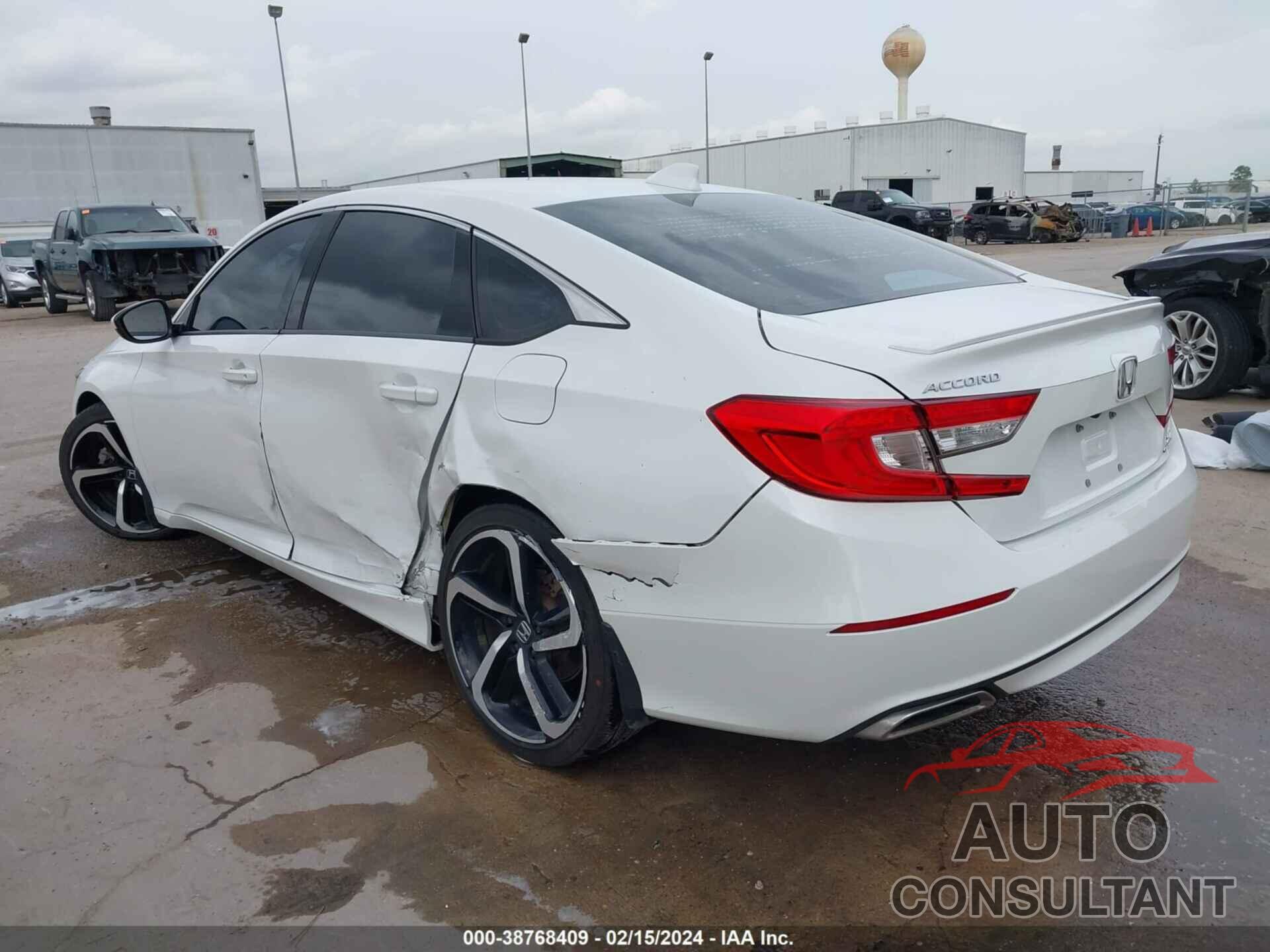 HONDA ACCORD 2018 - 1HGCV2F32JA030562