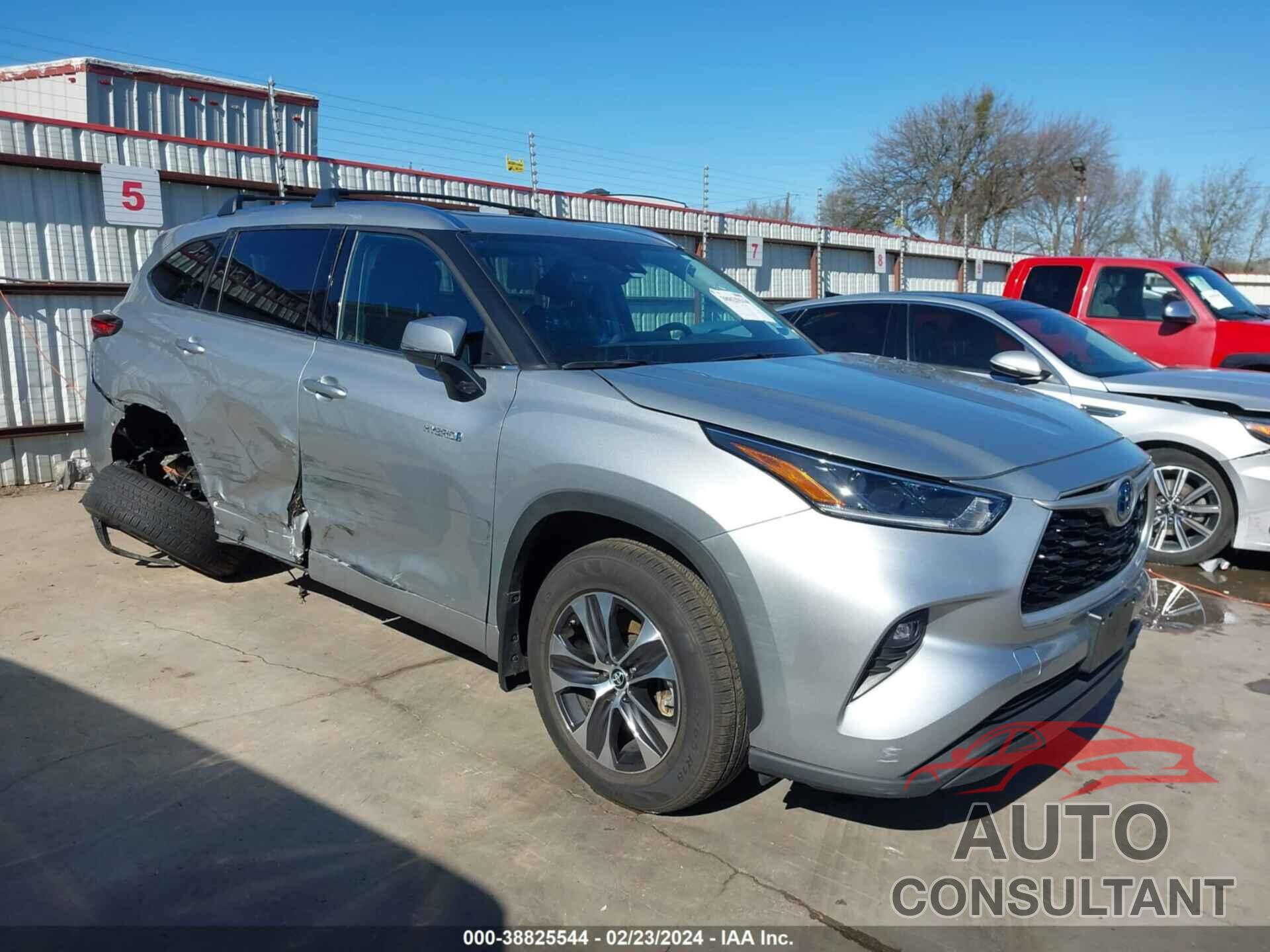 TOYOTA HIGHLANDER 2021 - 5TDGARAH2MS011699