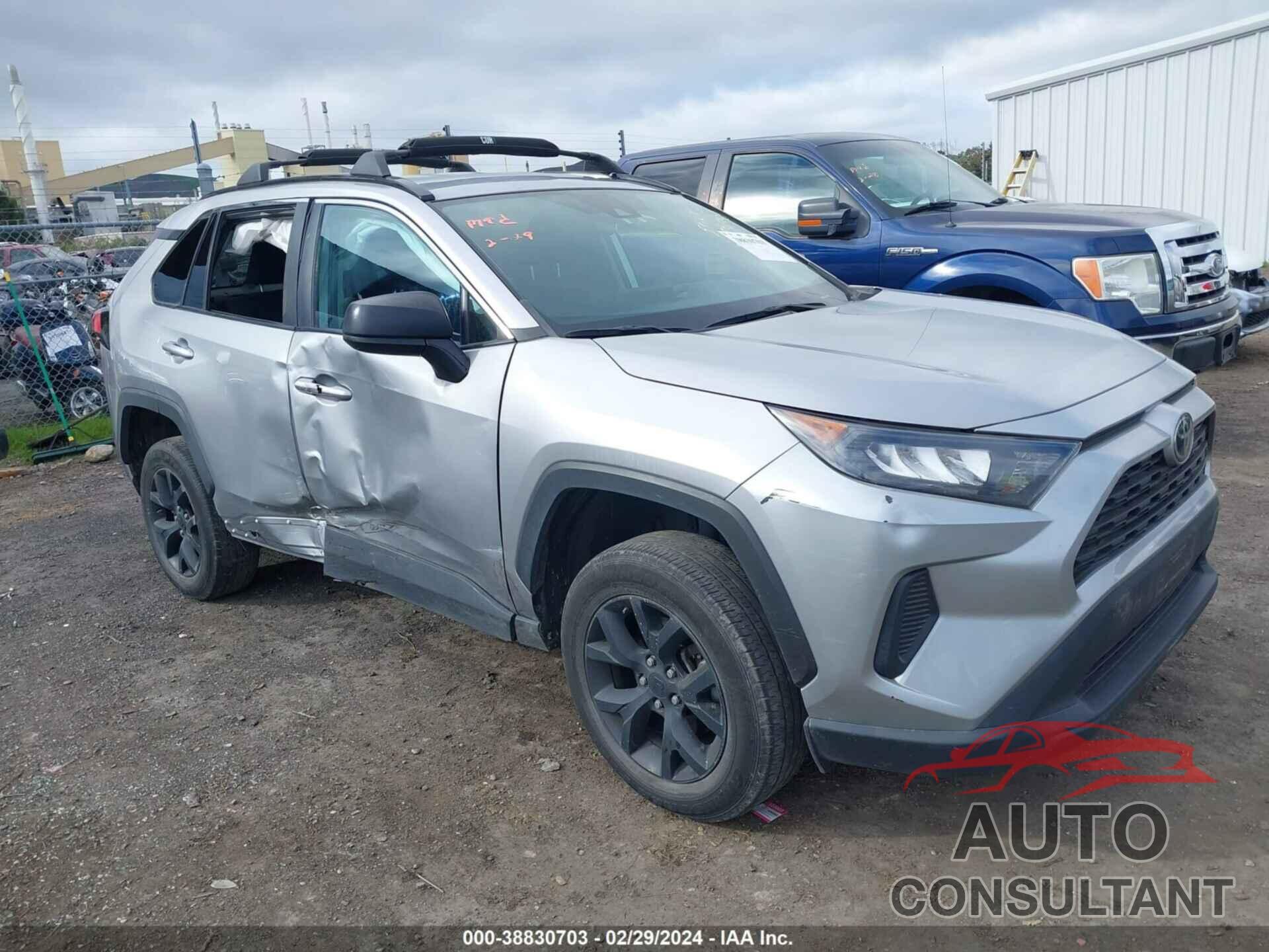 TOYOTA RAV4 2021 - 2T3H1RFV1MC157630