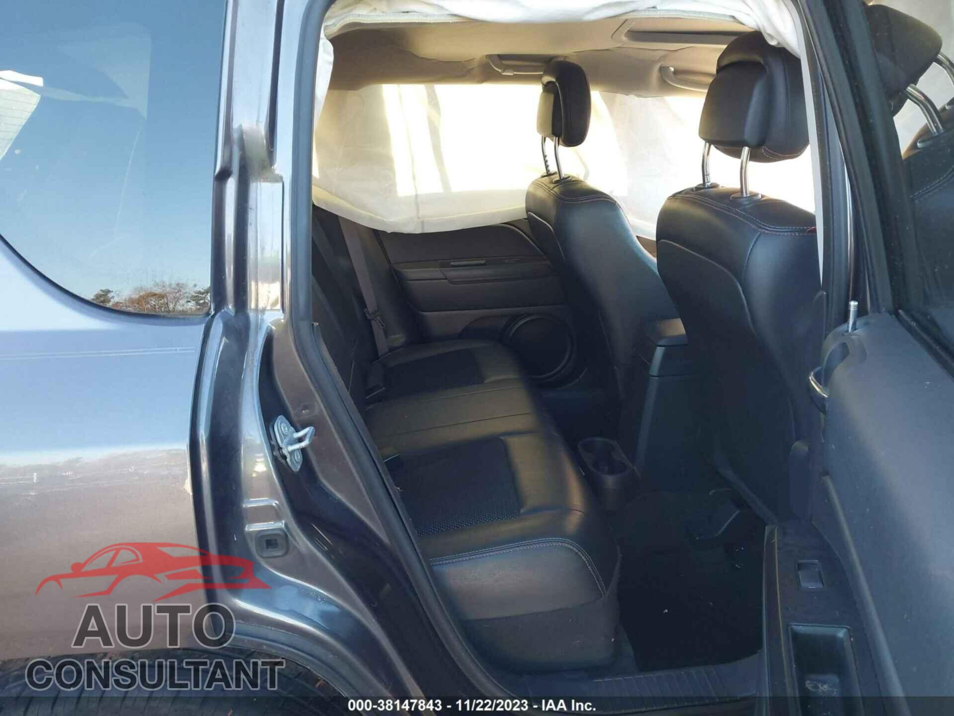 JEEP COMPASS 2016 - 1C4NJCBB1GD776711