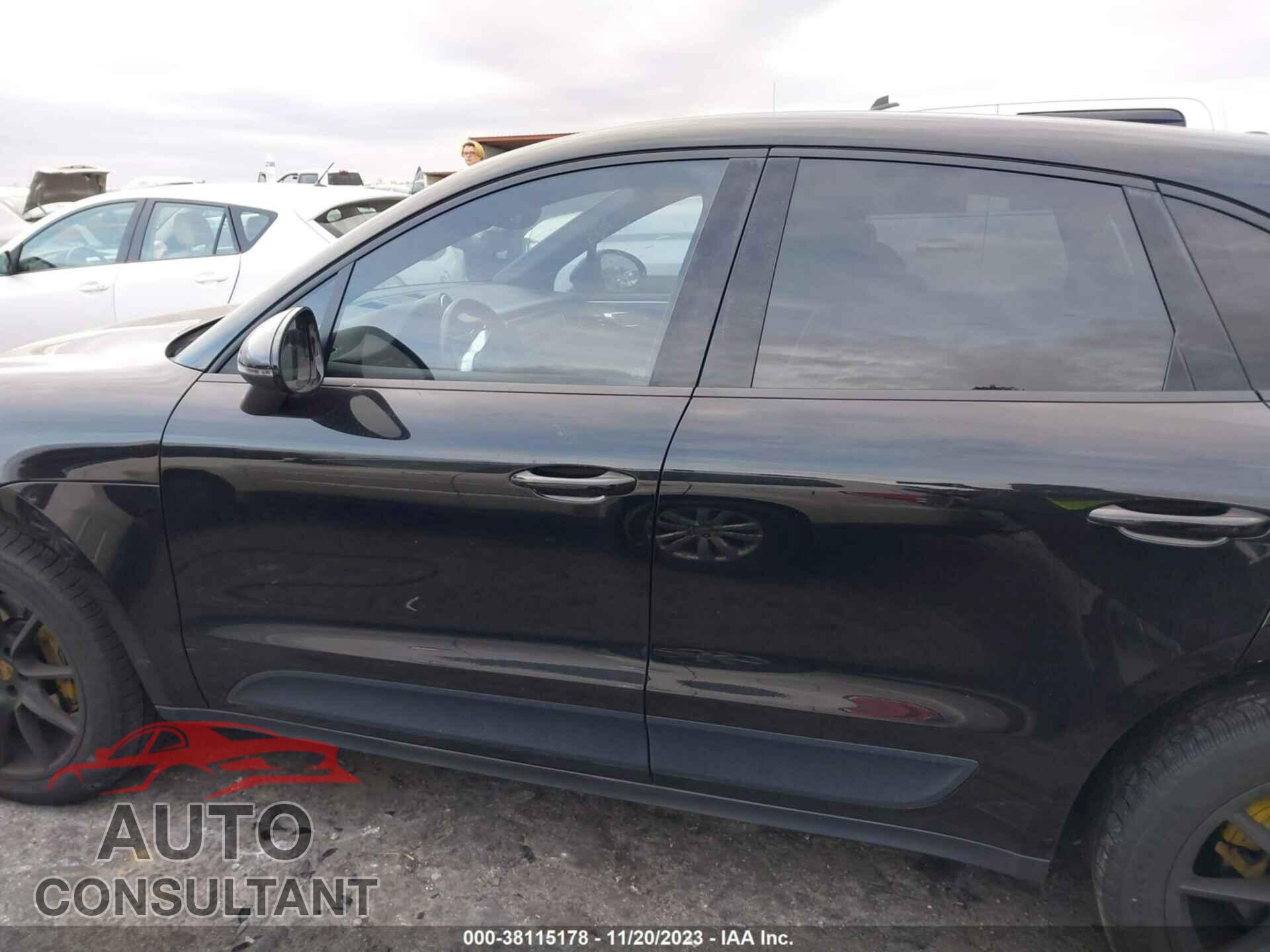 PORSCHE MACAN 2017 - WP1AA2A52HLB80467
