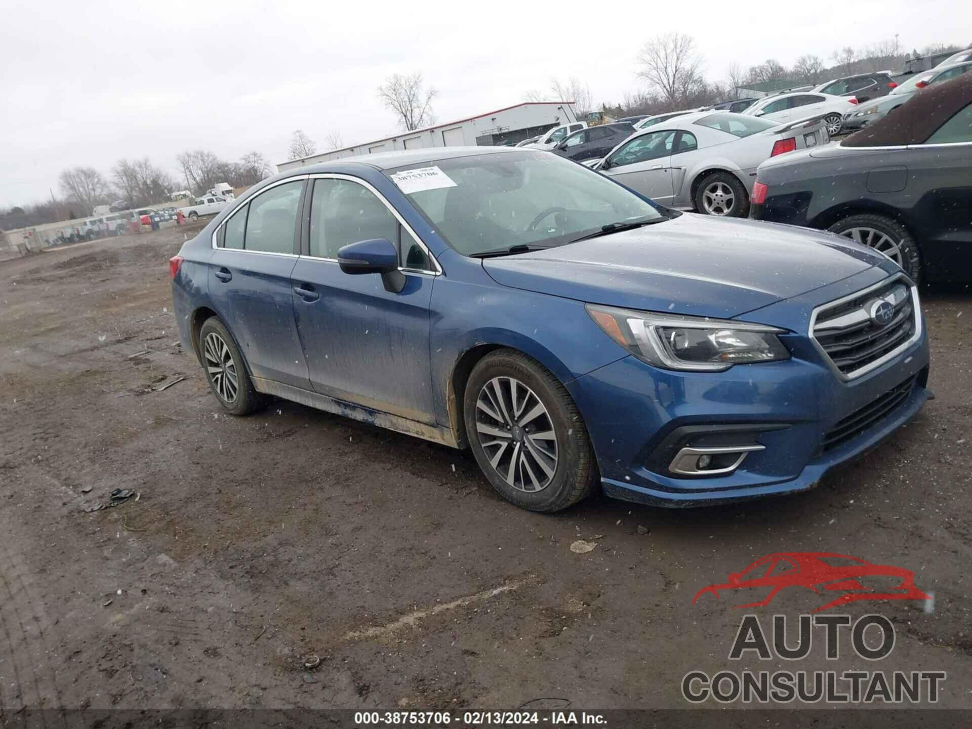 SUBARU LEGACY 2019 - 4S3BNAF68K3025516