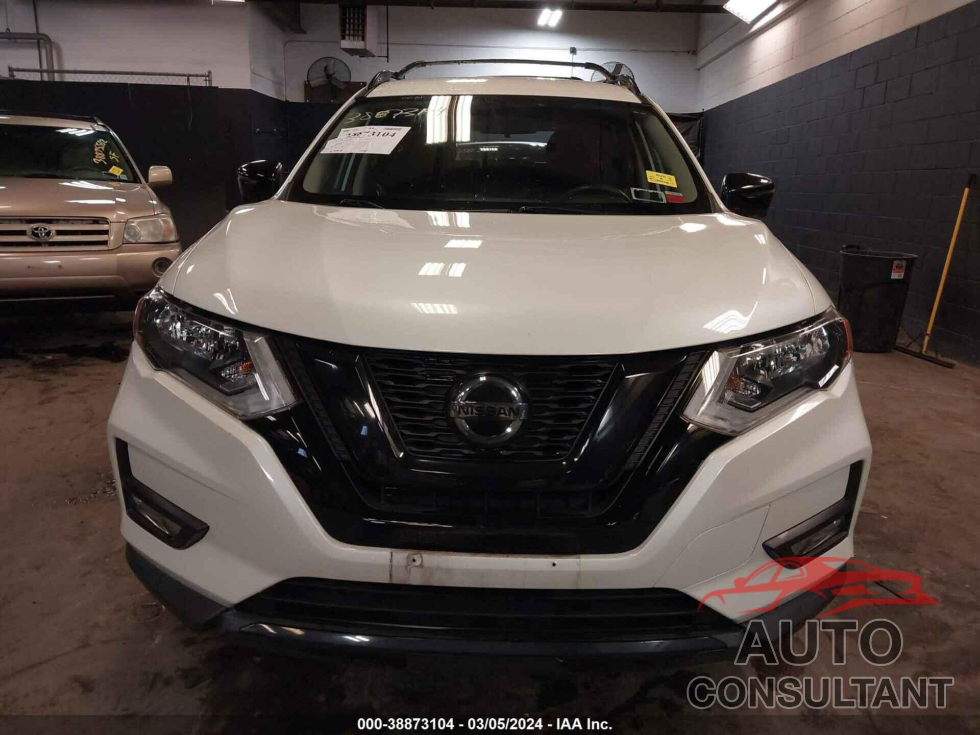 NISSAN ROGUE 2018 - 5N1AT2MV6JC801105