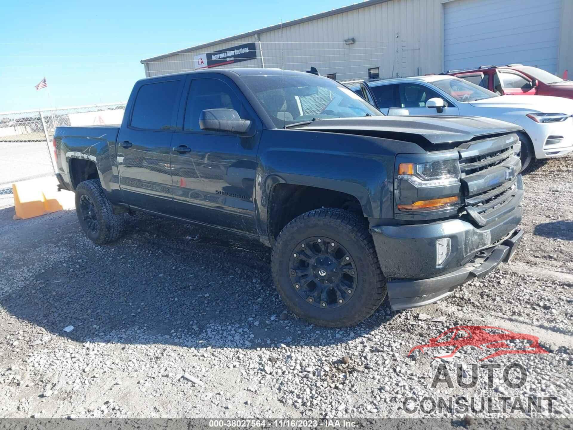 CHEVROLET SILVERADO 1500 2018 - 3GCUKREC3JG480034