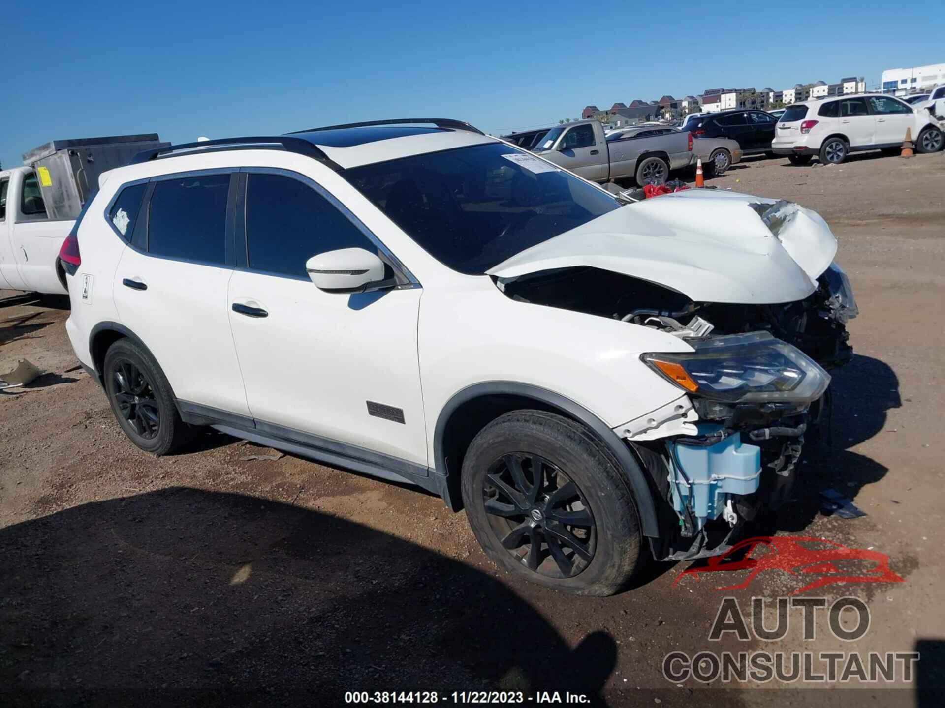 NISSAN ROGUE 2017 - 5N1AT2MV4HC766994