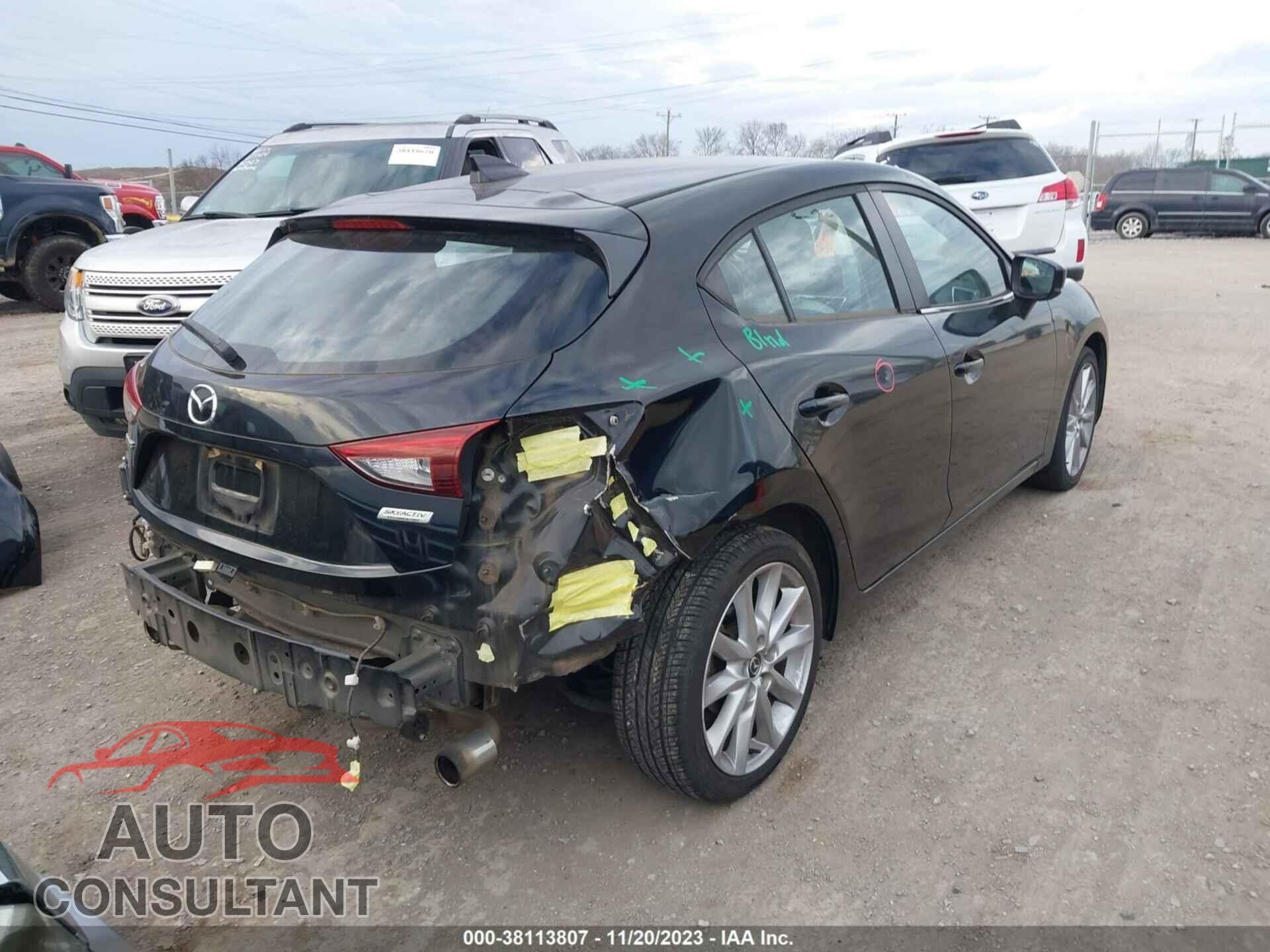 MAZDA MAZDA3 2017 - JM1BN1M38H1103645