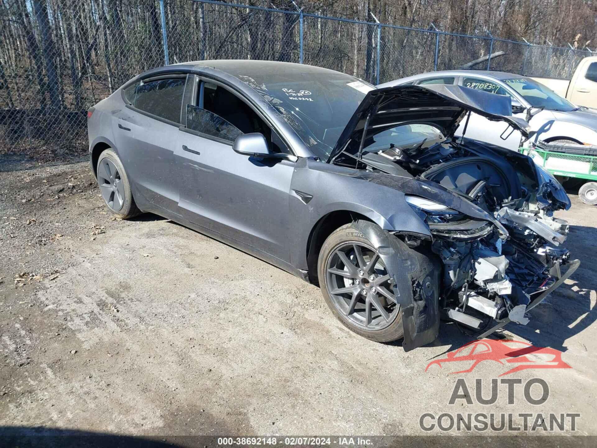 TESLA MODEL 3 2023 - 5YJ3E1EA7PF690282
