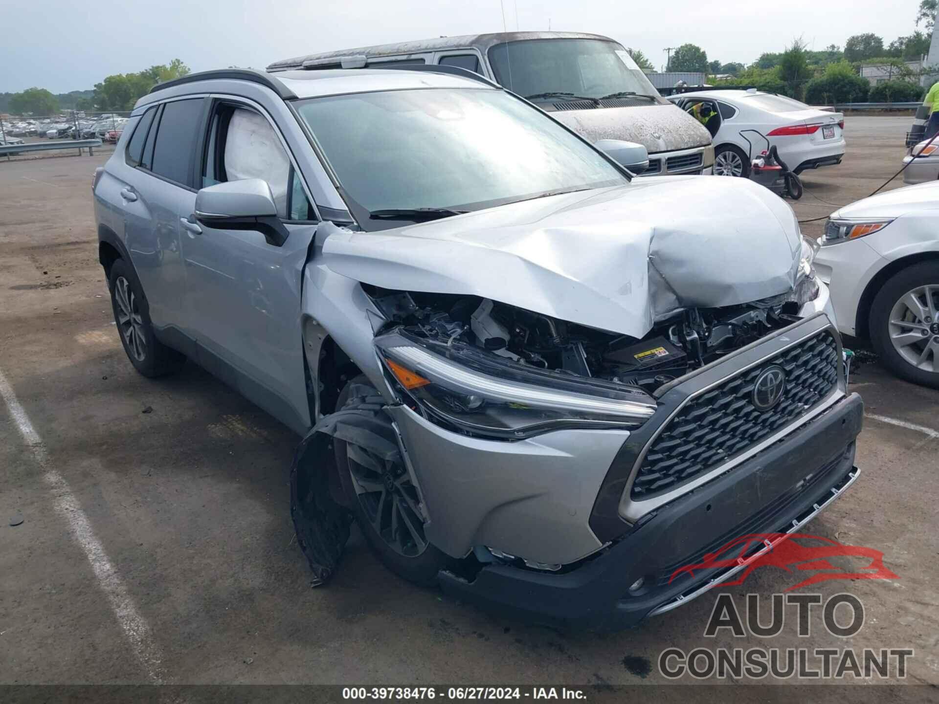 TOYOTA COROLLA CROSS 2023 - 7MUDAAAG6PV039799