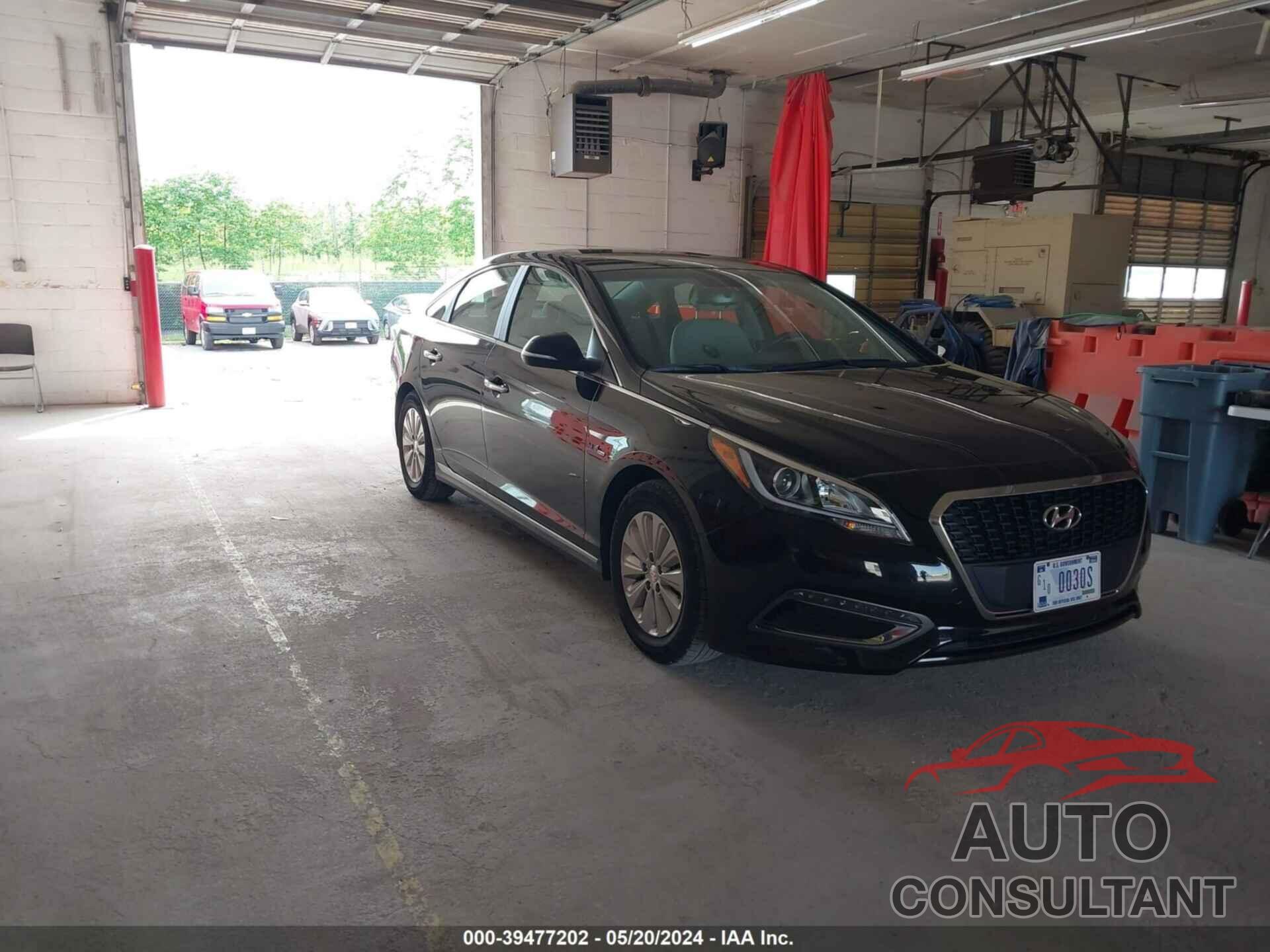 HYUNDAI SONATA HYBRID 2016 - KMHE24L13GA030203