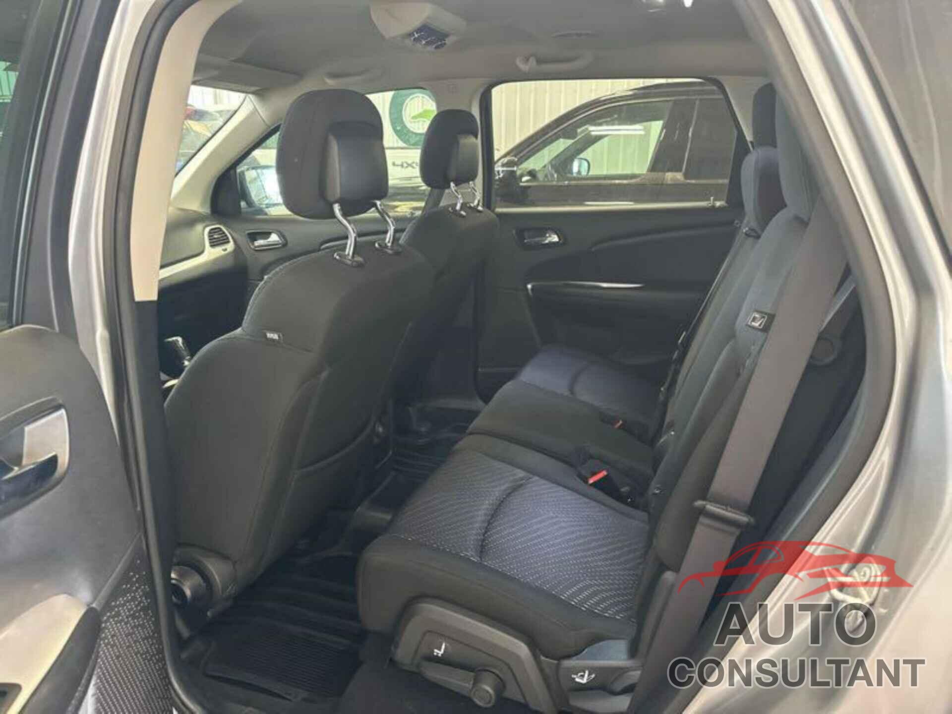 DODGE JOURNEY 2019 - 3C4PDCBBXKT863963