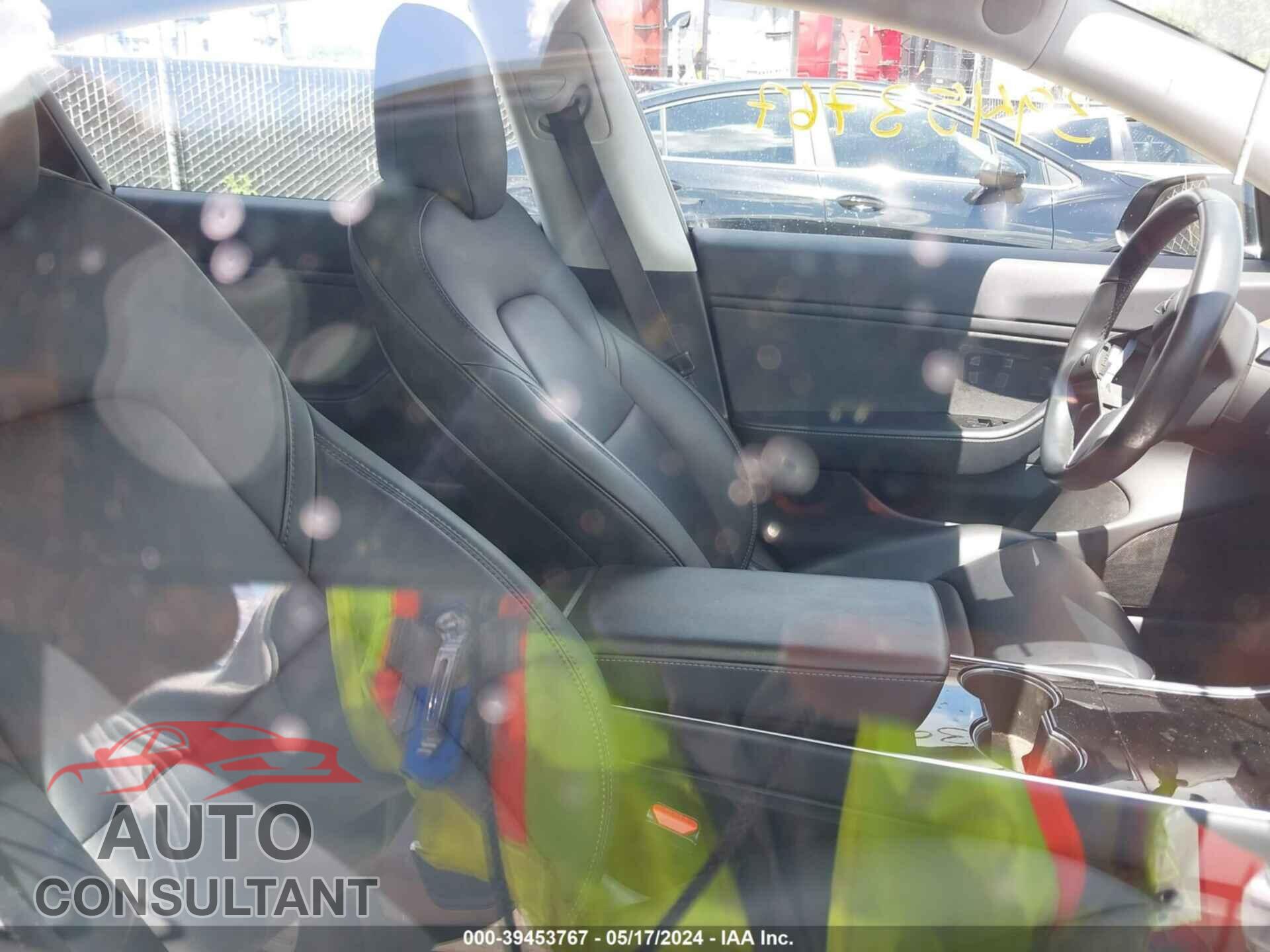 TESLA MODEL 3 2018 - 5YJ3E1EA6JF032265