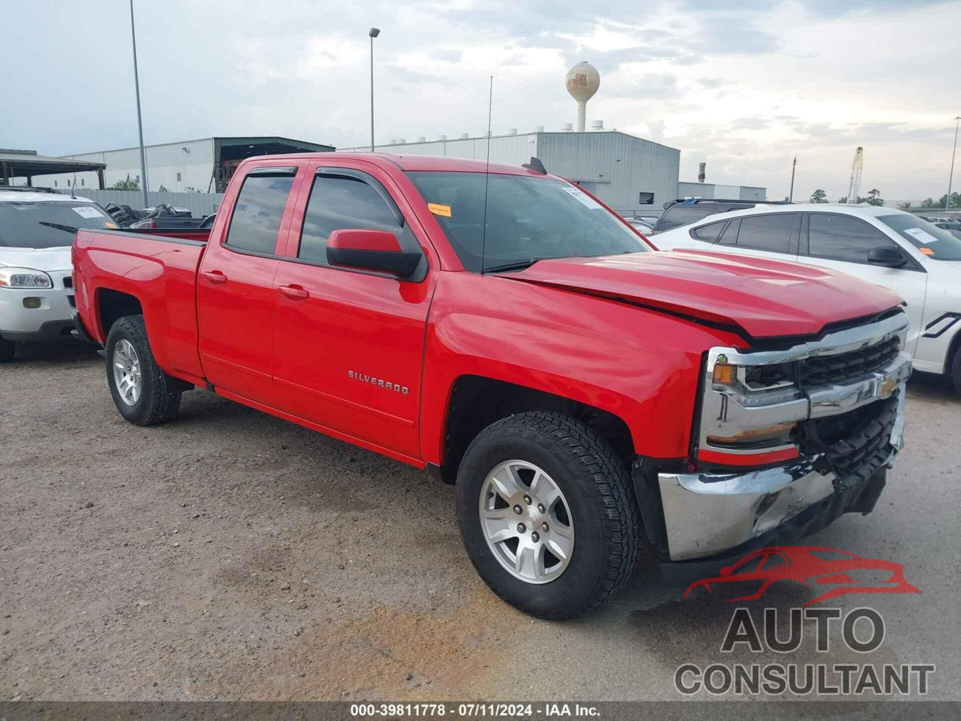CHEVROLET SILVERADO 1500 2018 - 1GCVKREC3JZ137115