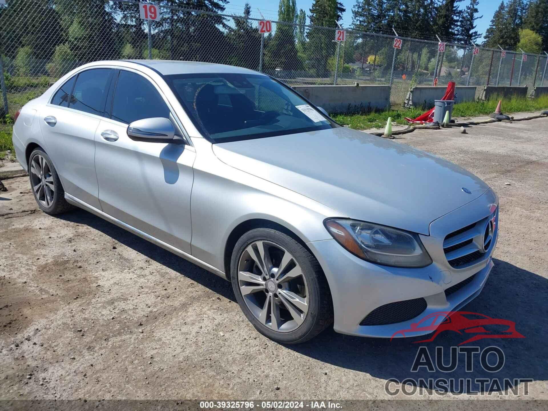 MERCEDES-BENZ C 300 2016 - 55SWF4JB6GU158160