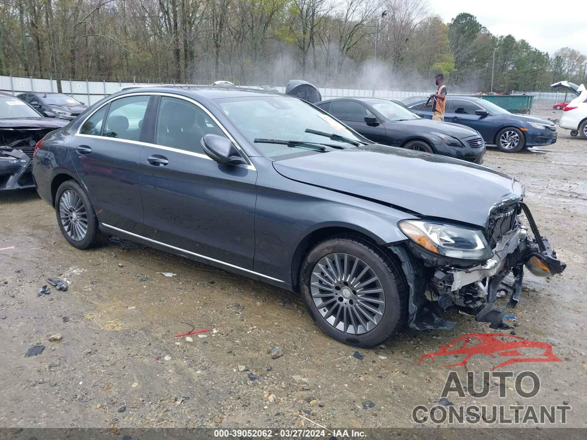 MERCEDES-BENZ C 300 2016 - 55SWF4KB4GU143798