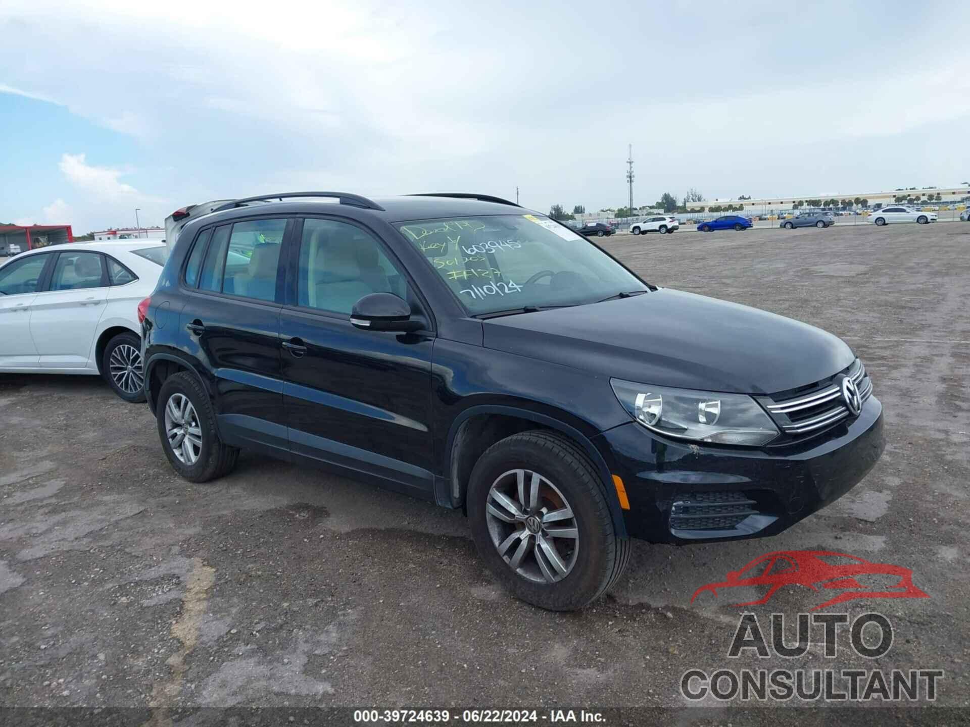 VOLKSWAGEN TIGUAN 2016 - WVGAV7AX7GW603945