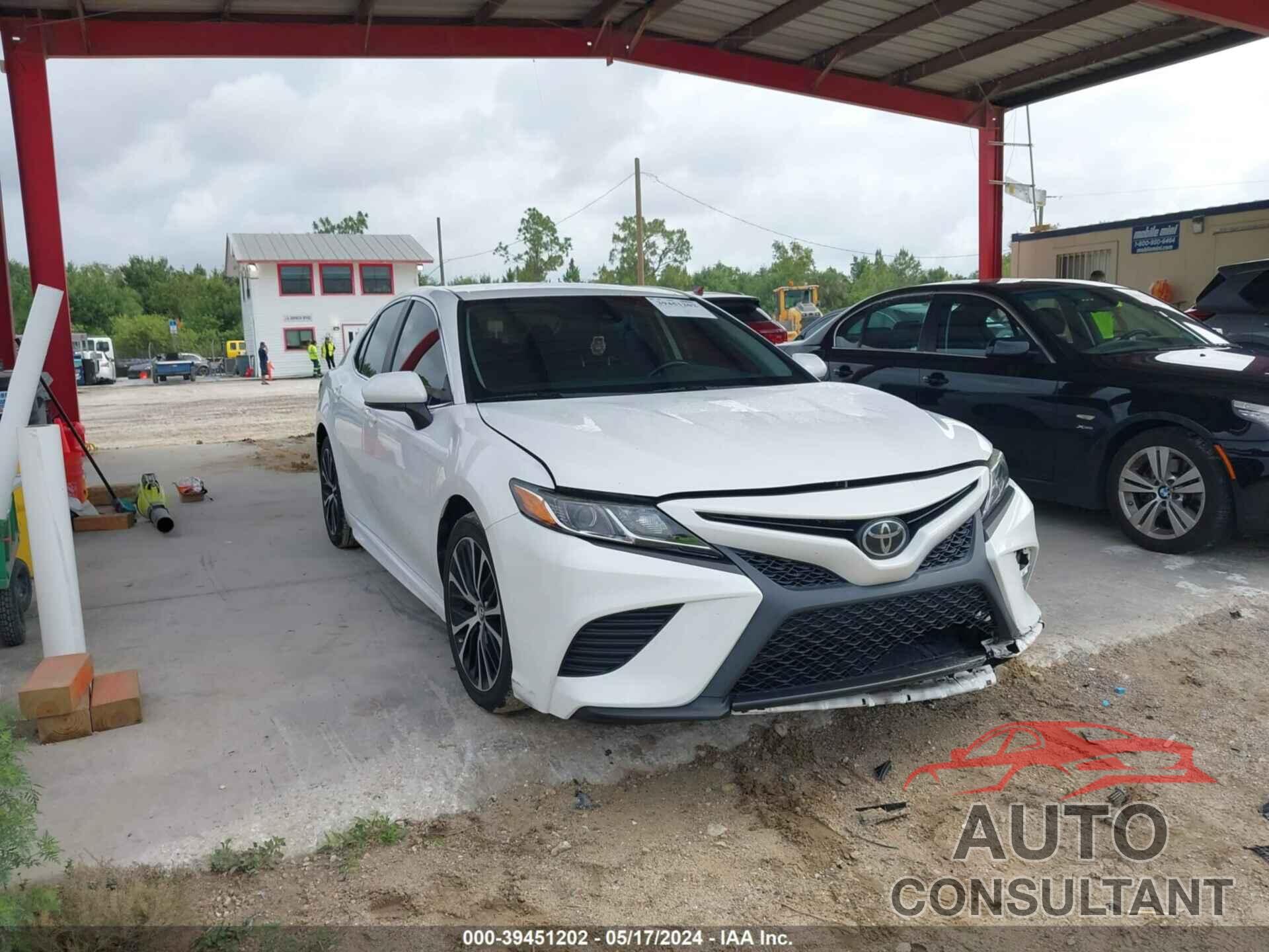 TOYOTA CAMRY 2019 - 4T1B11HK1KU229893