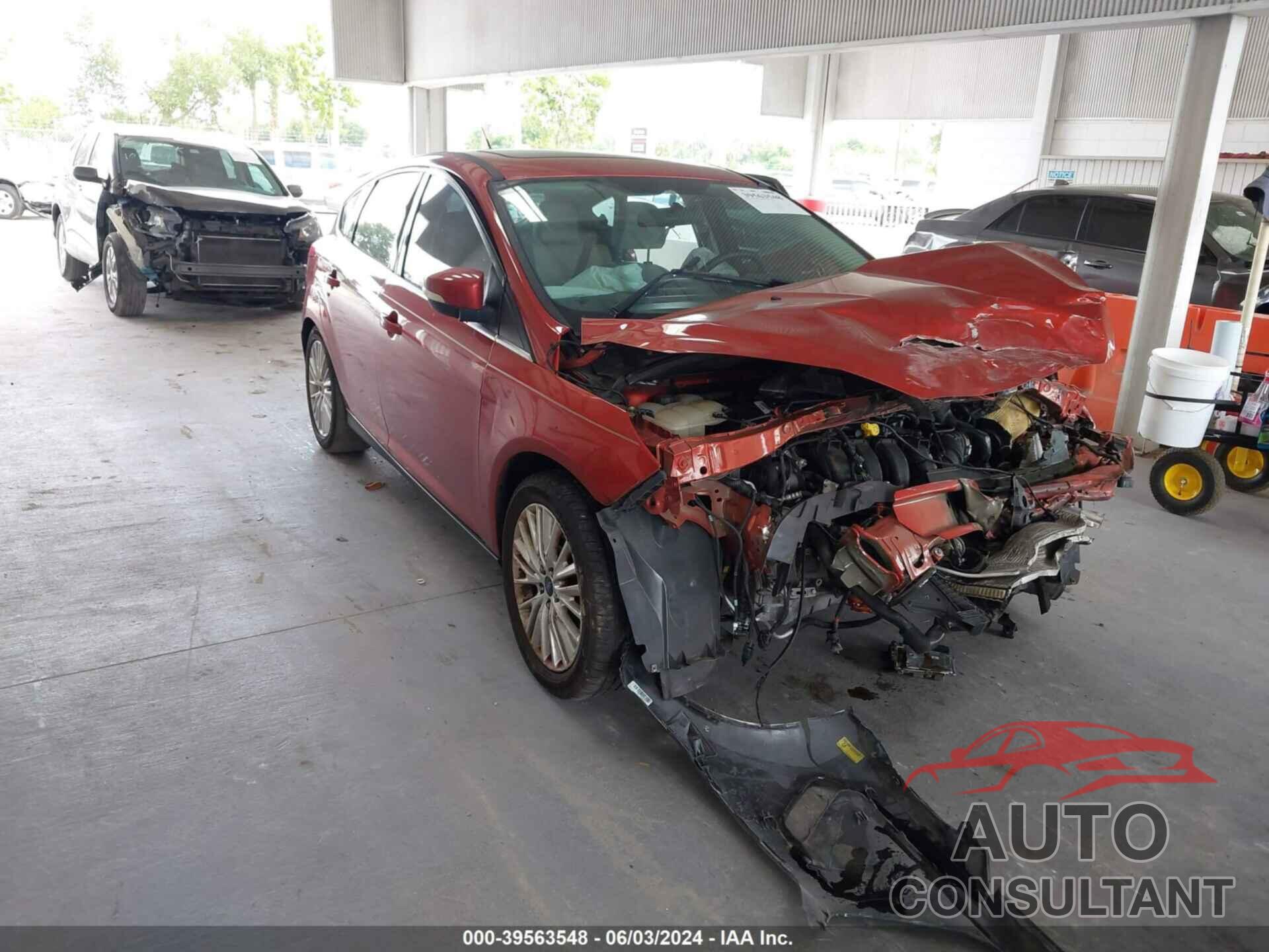 FORD FOCUS 2018 - 1FADP3N24JL238724