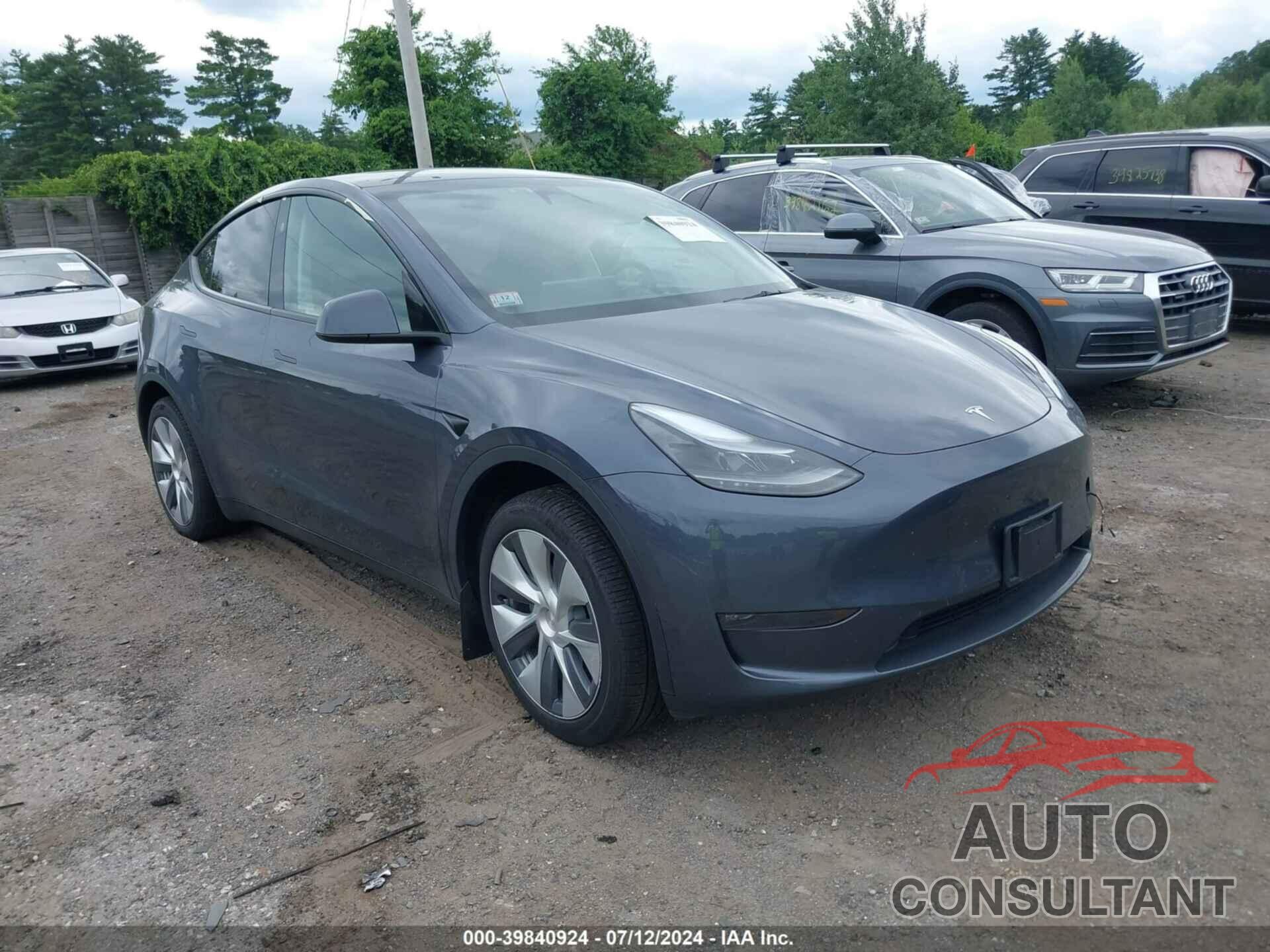 TESLA MODEL Y 2023 - 7SAYGDEEXPA184126