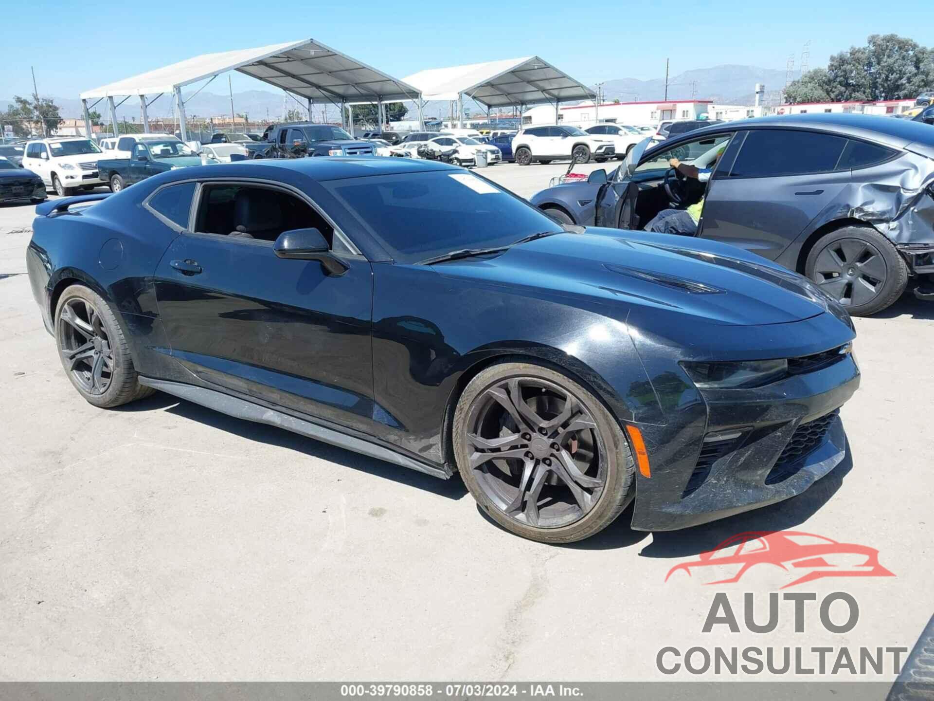 CHEVROLET CAMARO 2018 - 1G1FH1R76J0111963