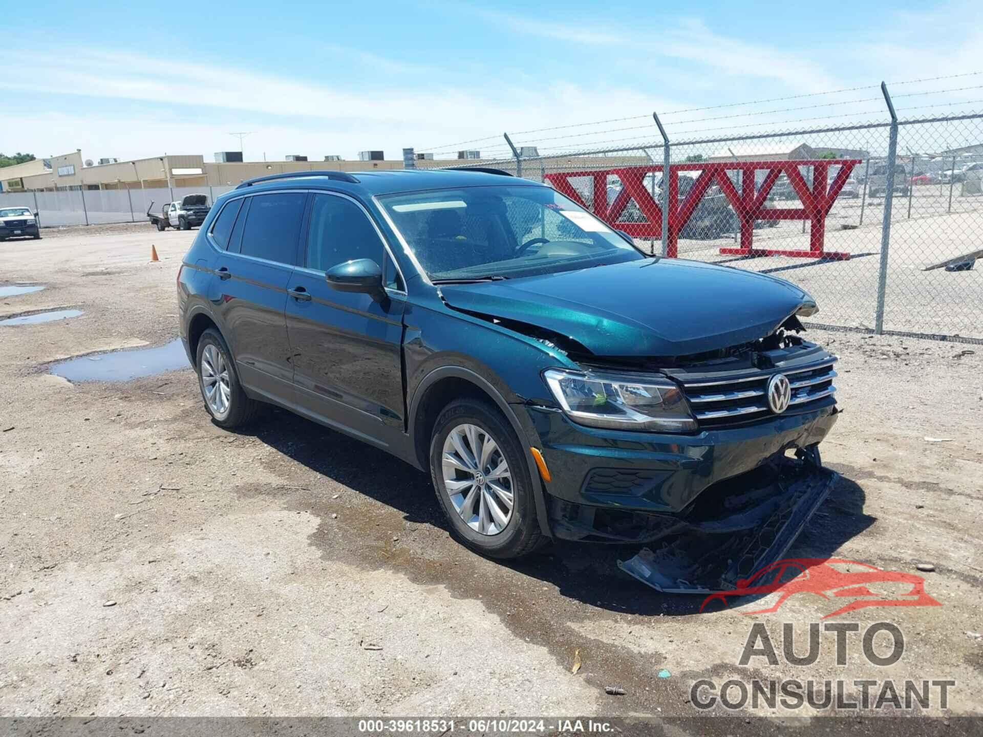 VOLKSWAGEN TIGUAN 2019 - 3VV2B7AX6KM004708