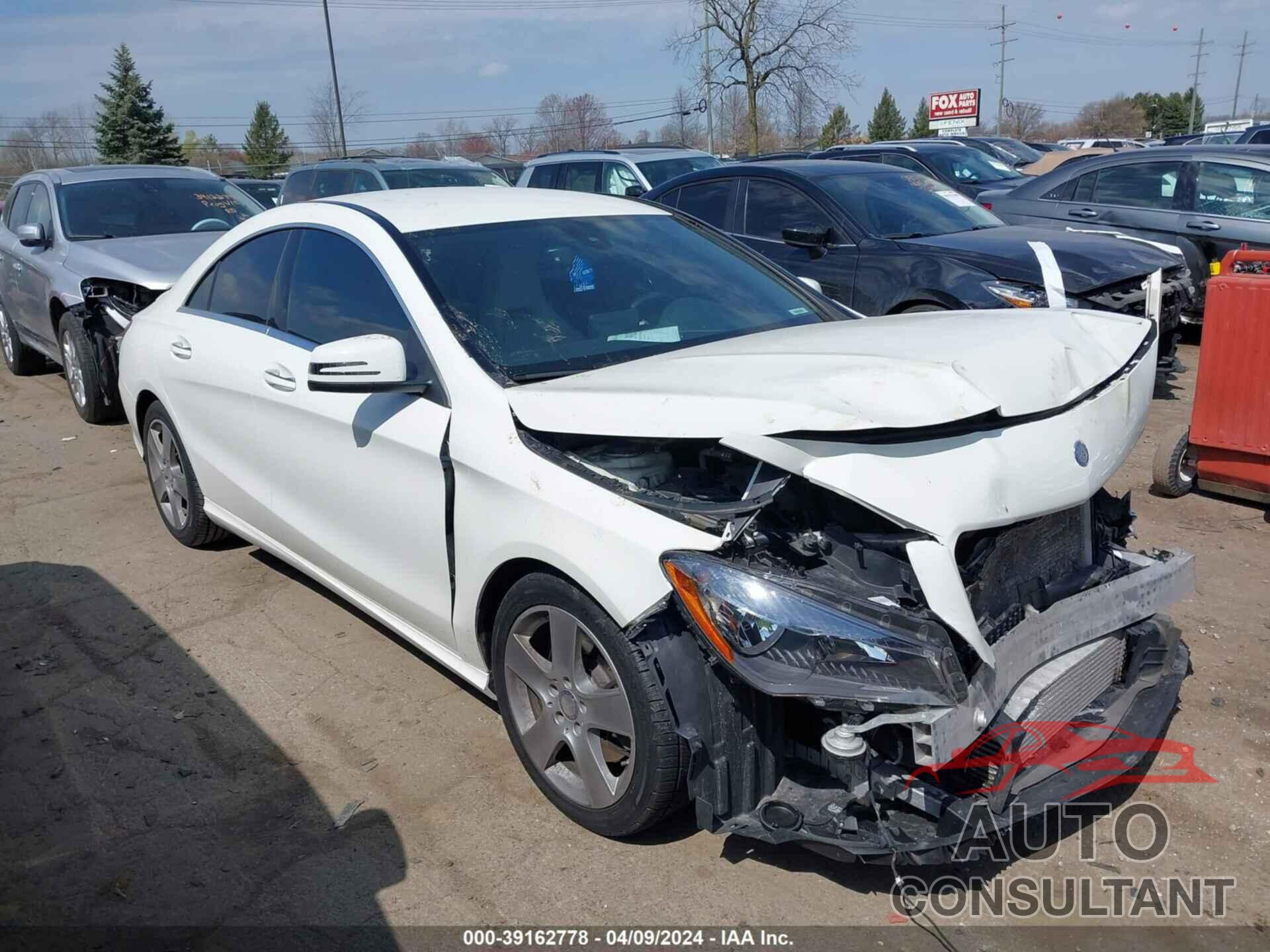 MERCEDES-BENZ CLA 250 2016 - WDDSJ4EB4GN315569