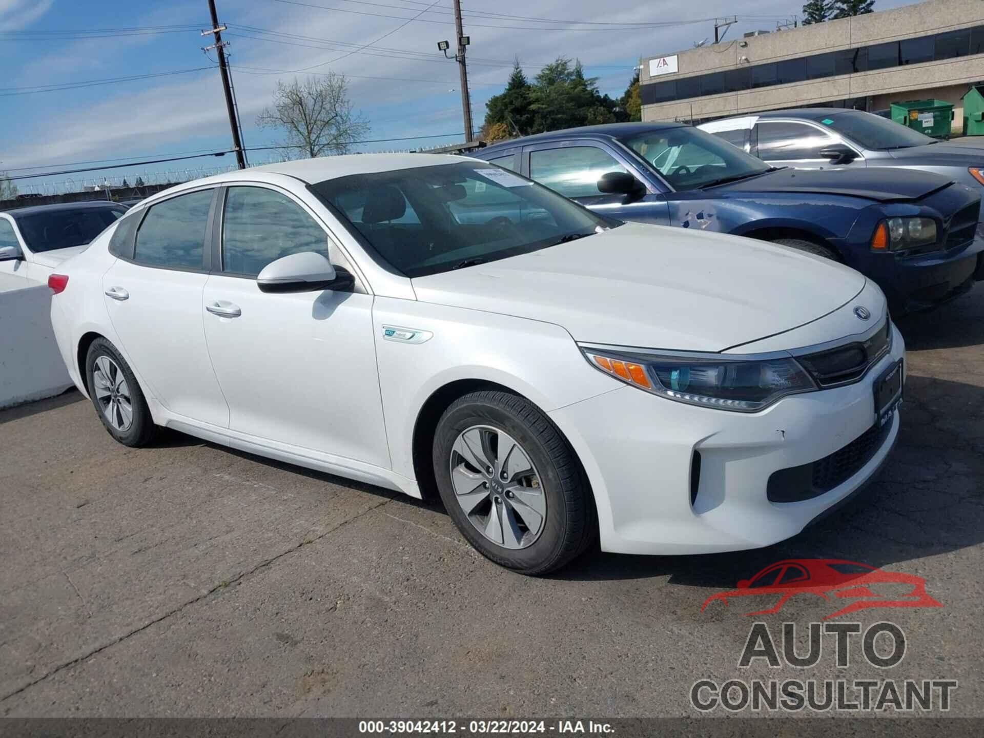 KIA OPTIMA 2017 - KNAGU4LE6H5018581