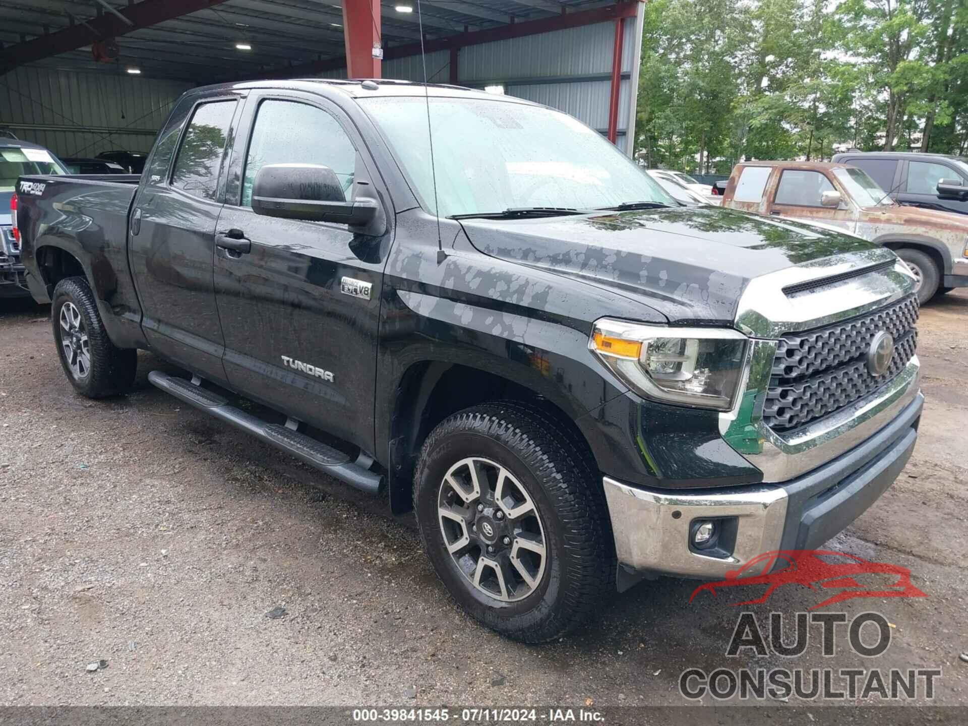 TOYOTA TUNDRA 2018 - 5TFUY5F14JX698595