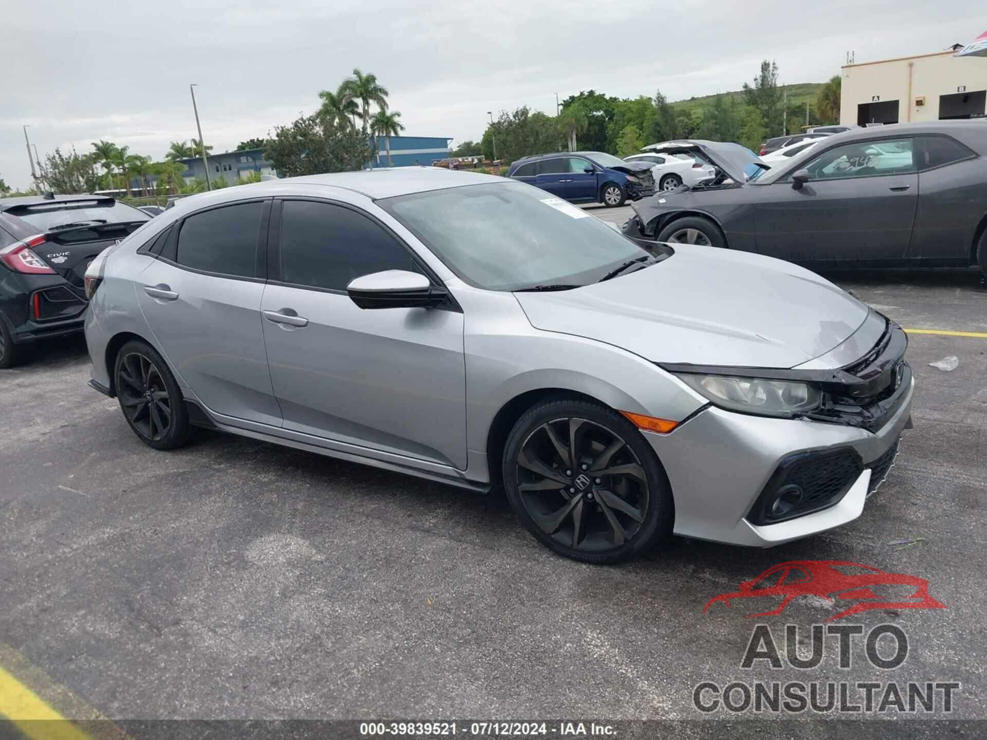 HONDA CIVIC 2018 - SHHFK7H41JU216204