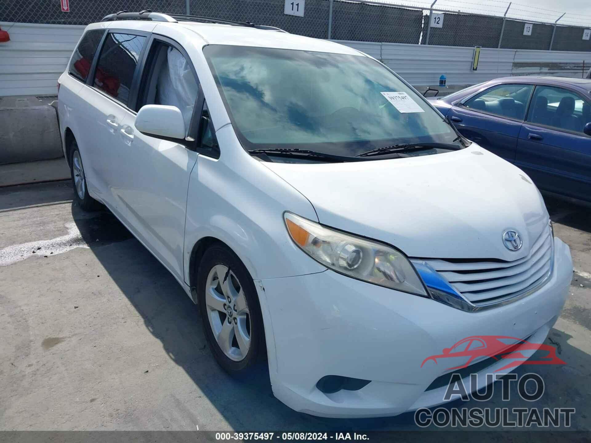 TOYOTA SIENNA 2016 - 5TDKK3DC3GS712020