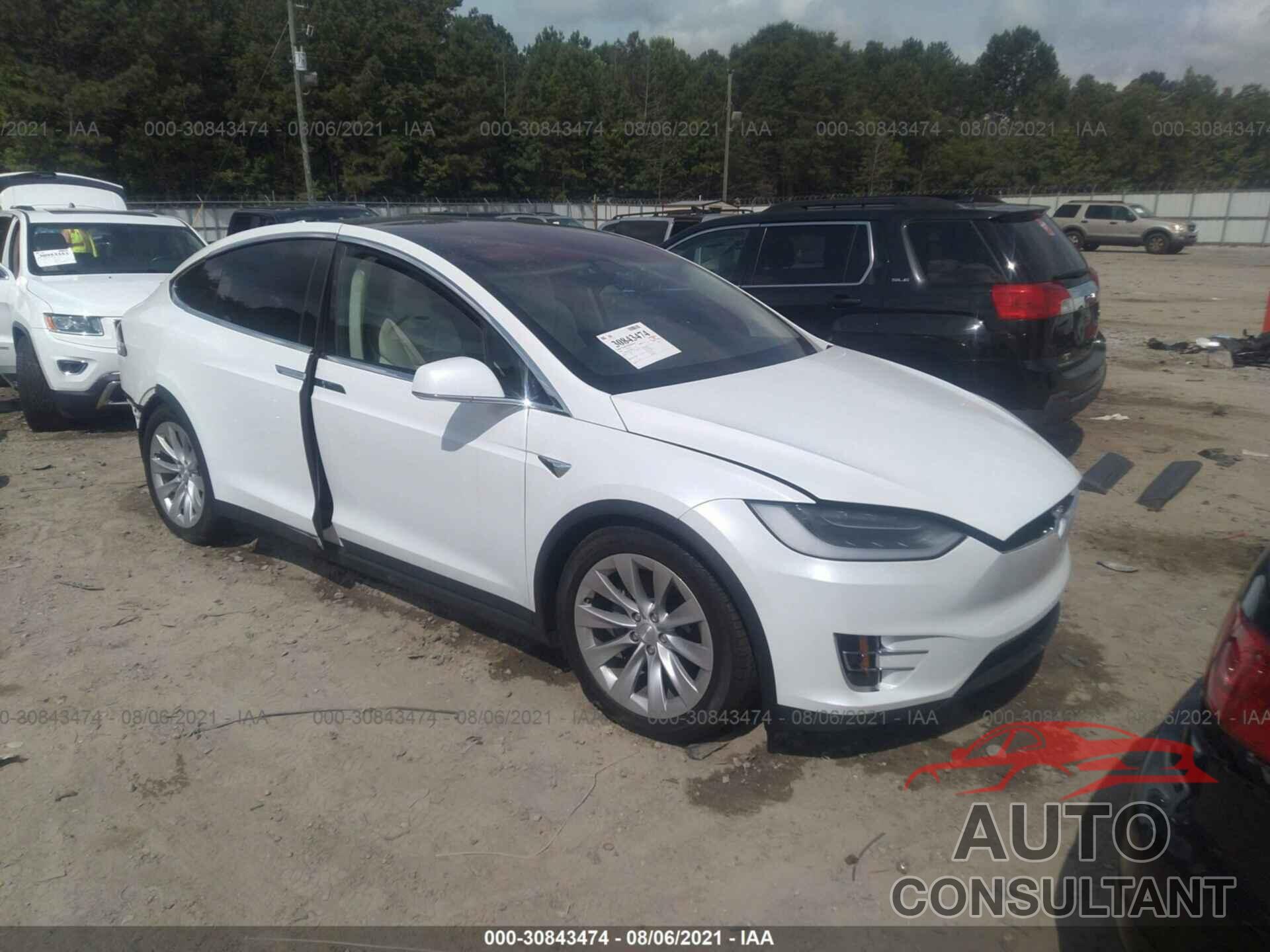 TESLA MODEL X 2018 - 5YJXCAE2XJF088726