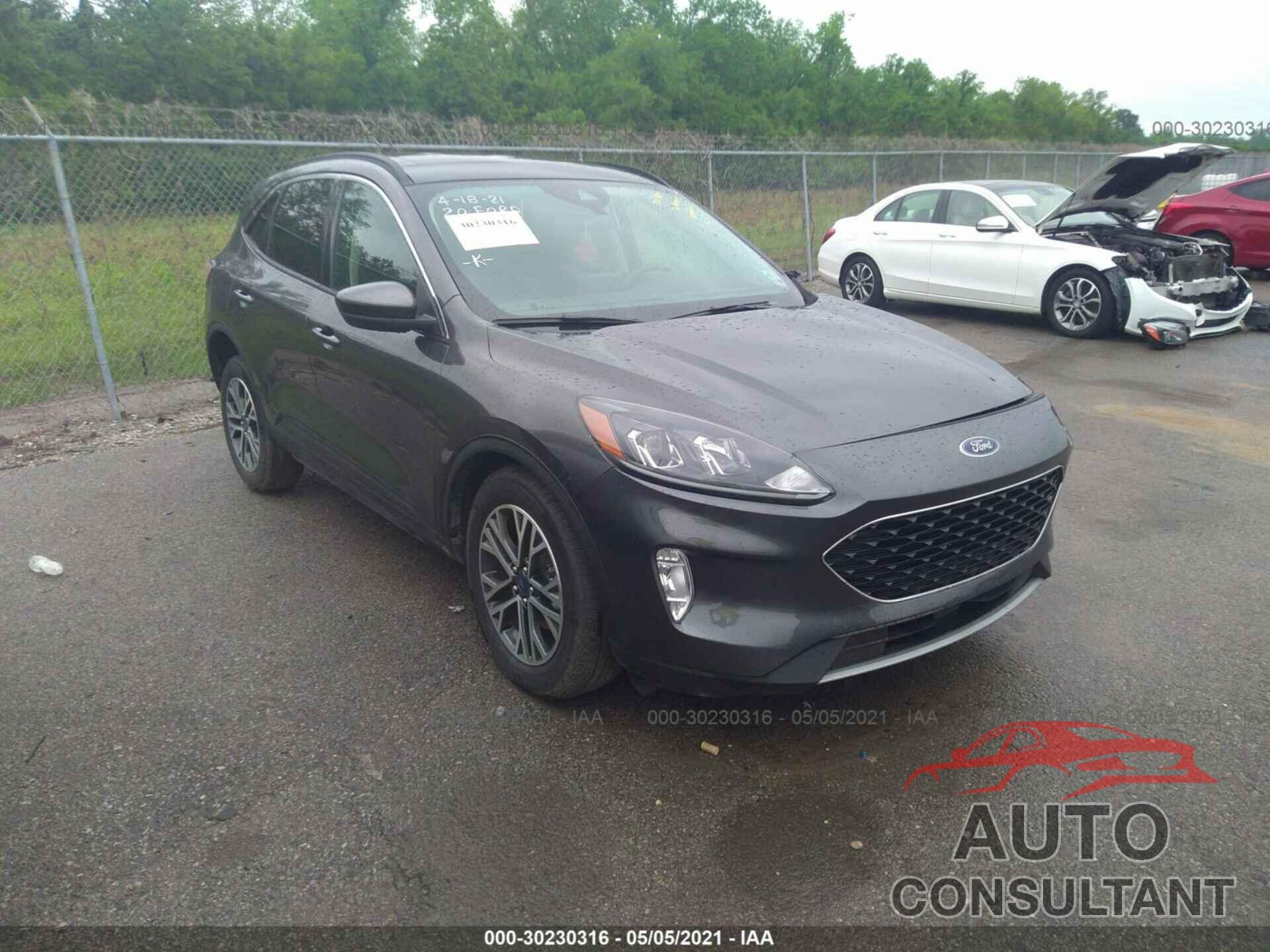 FORD ESCAPE 2020 - 1FMCU0H65LUB57316