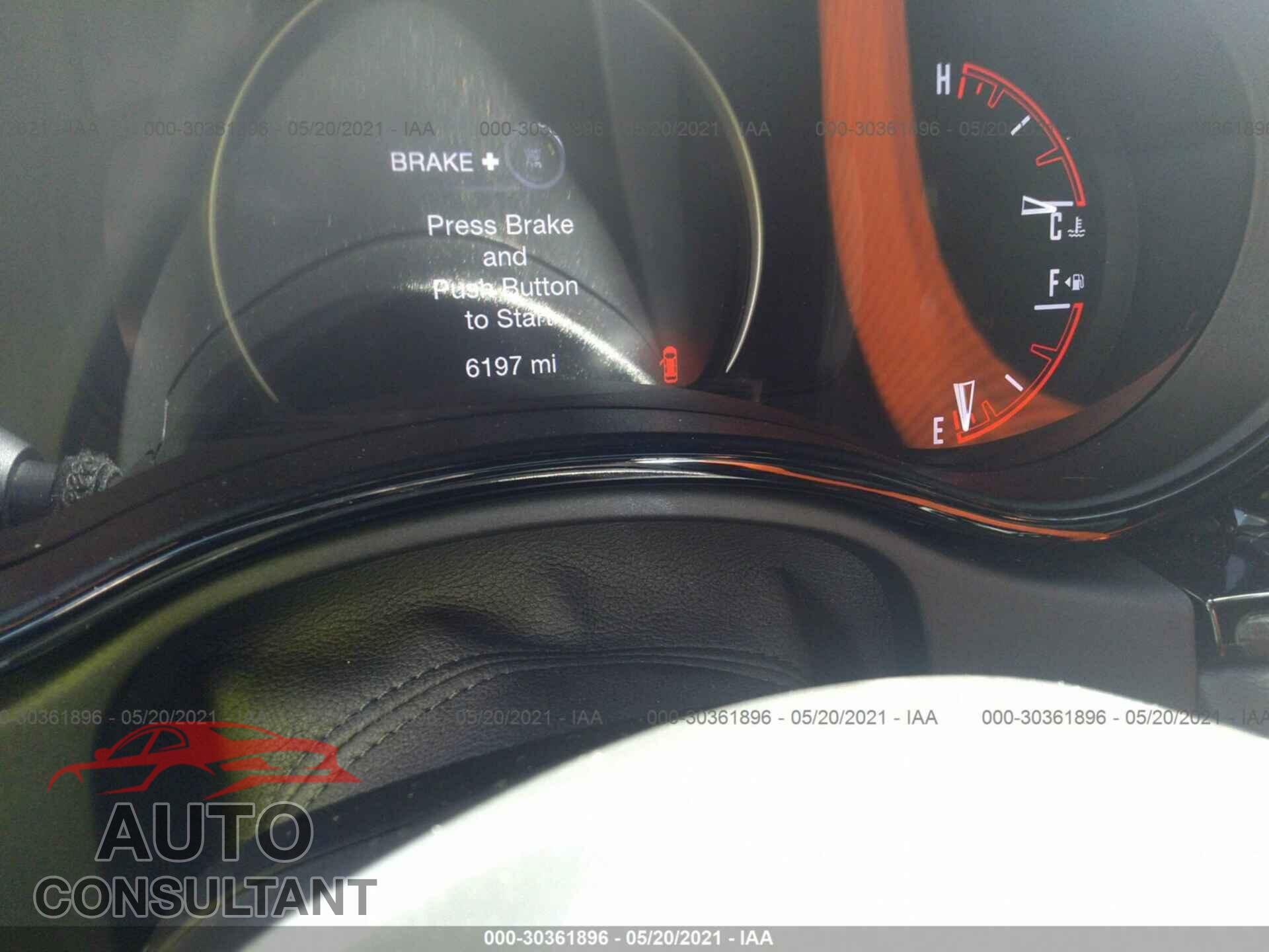 DODGE DURANGO 2021 - 1C4RDHDG5MC608621