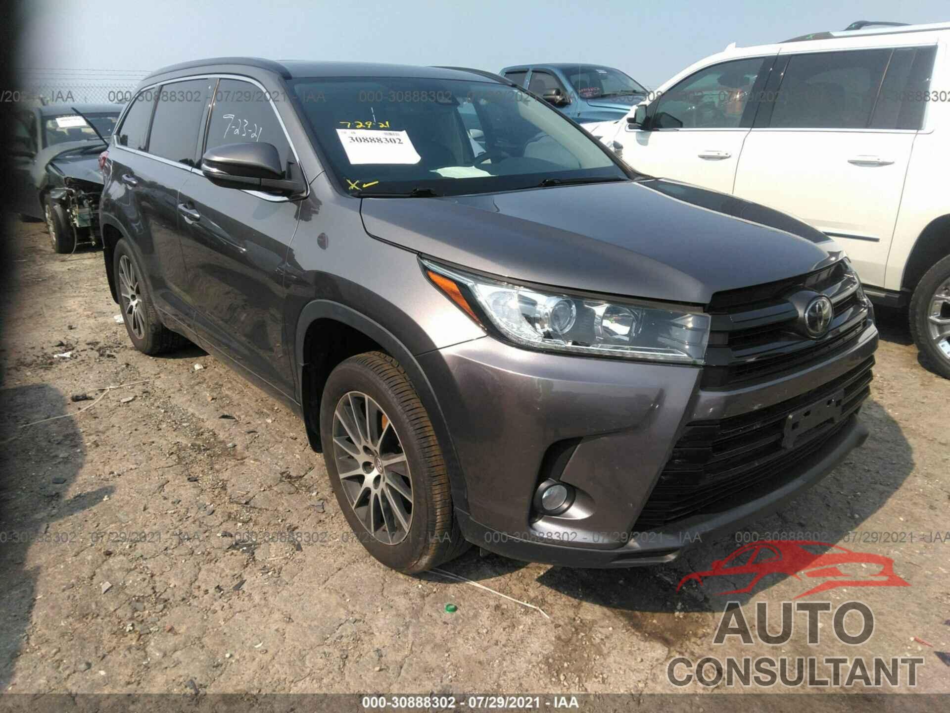 TOYOTA HIGHLANDER 2017 - 5TDJZRFH1HS509356