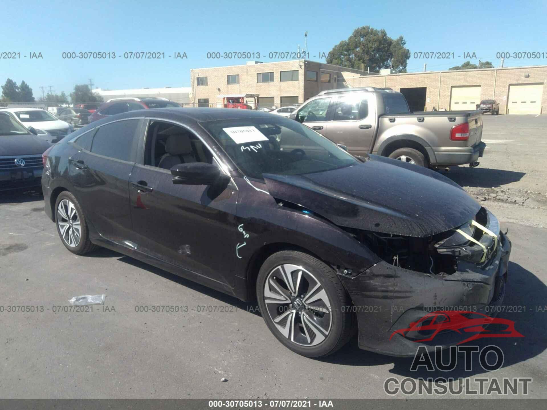 HONDA CIVIC SEDAN 2017 - 19XFC1F33HE212189