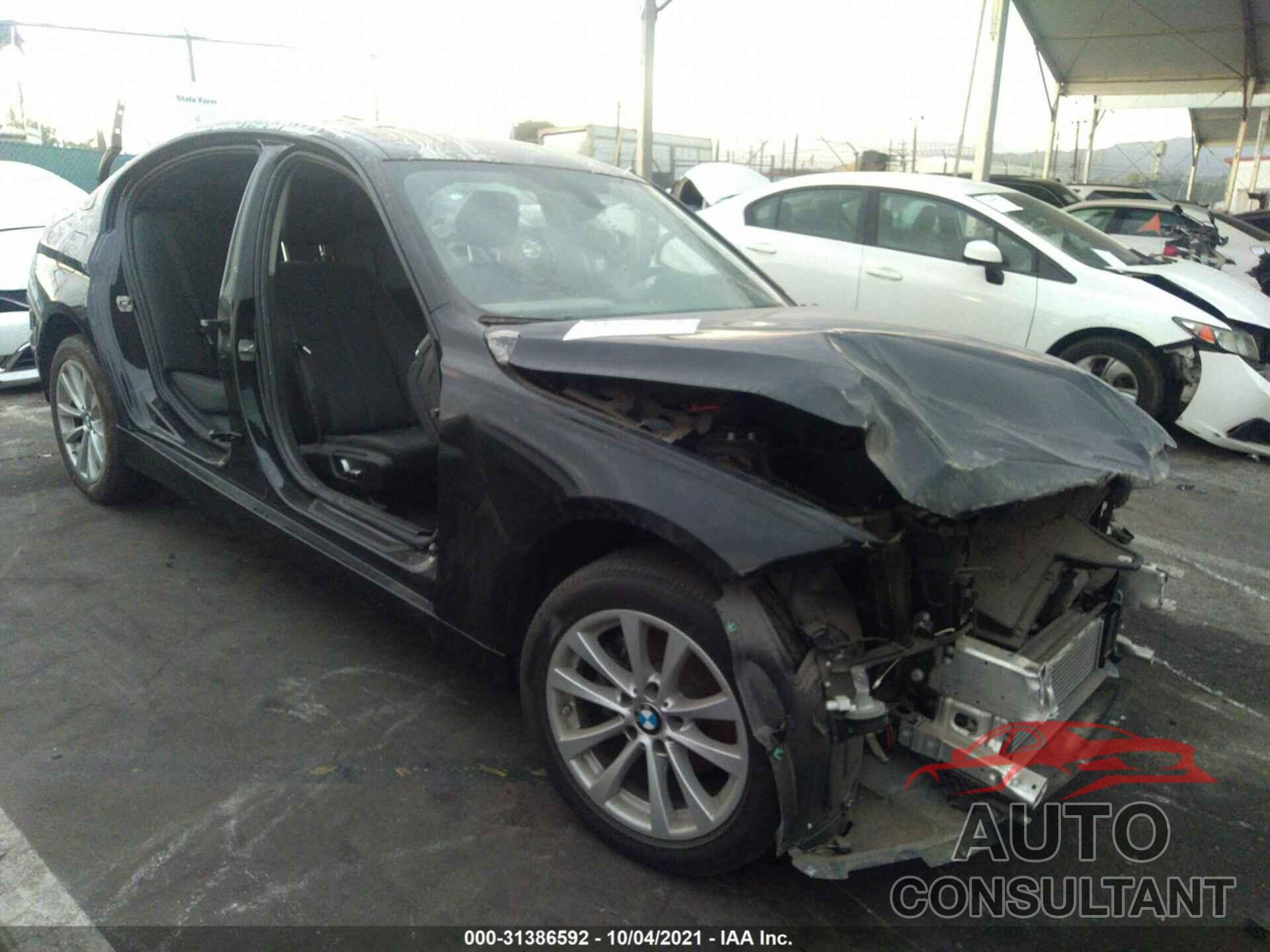BMW 3 SERIES 2018 - WBA8A9C53JAH14776