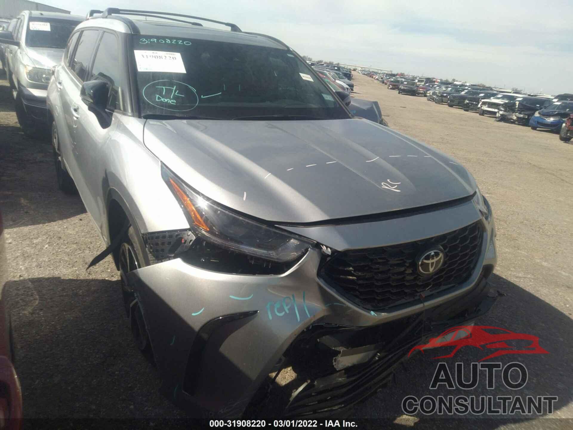 TOYOTA HIGHLANDER 2021 - 5TDLZRAH9MS058946
