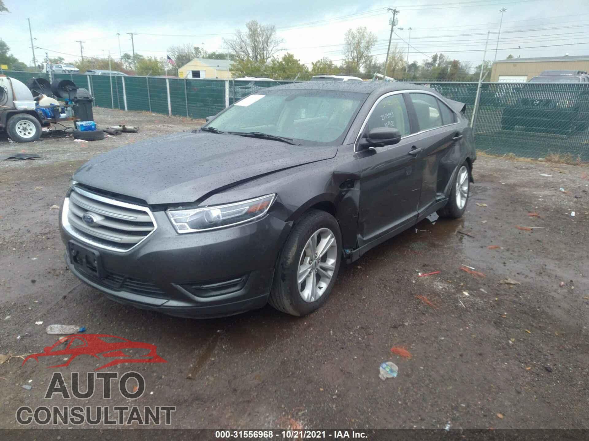 FORD TAURUS 2017 - 1FAHP2E87HG102672