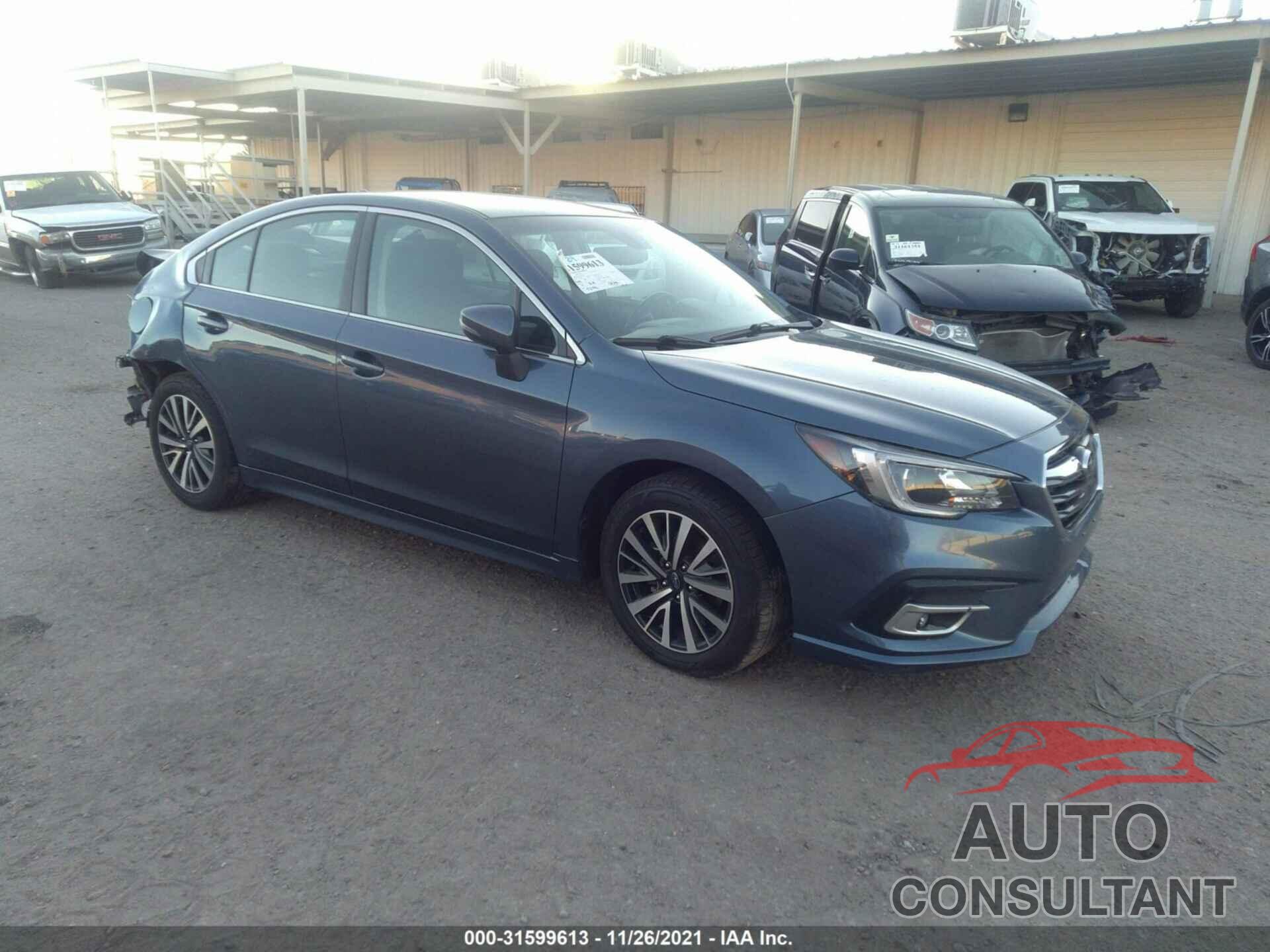 SUBARU LEGACY 2018 - 4S3BNAF6XJ3043837