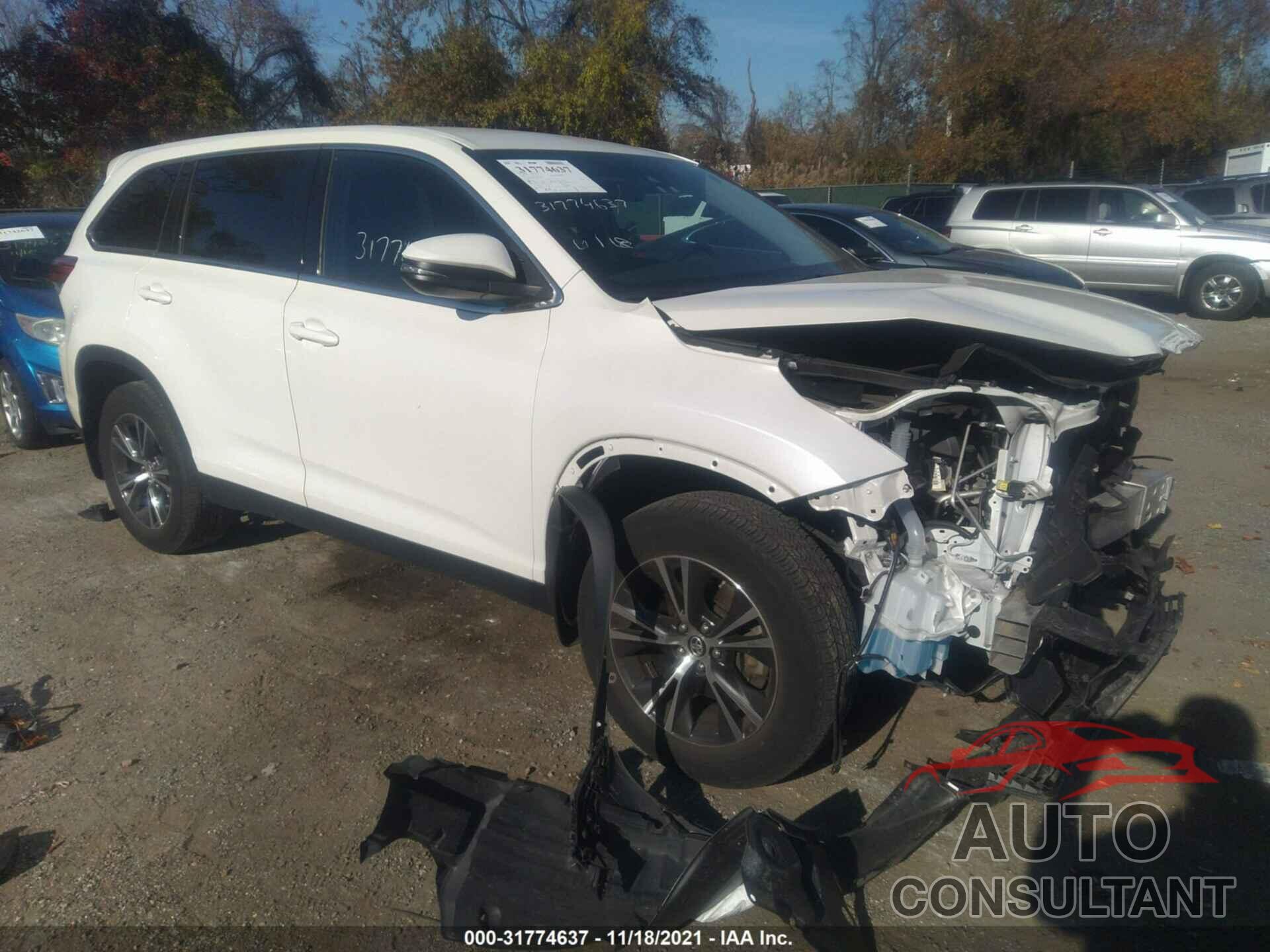 TOYOTA HIGHLANDER 2019 - 5TDBZRFH9KS969179