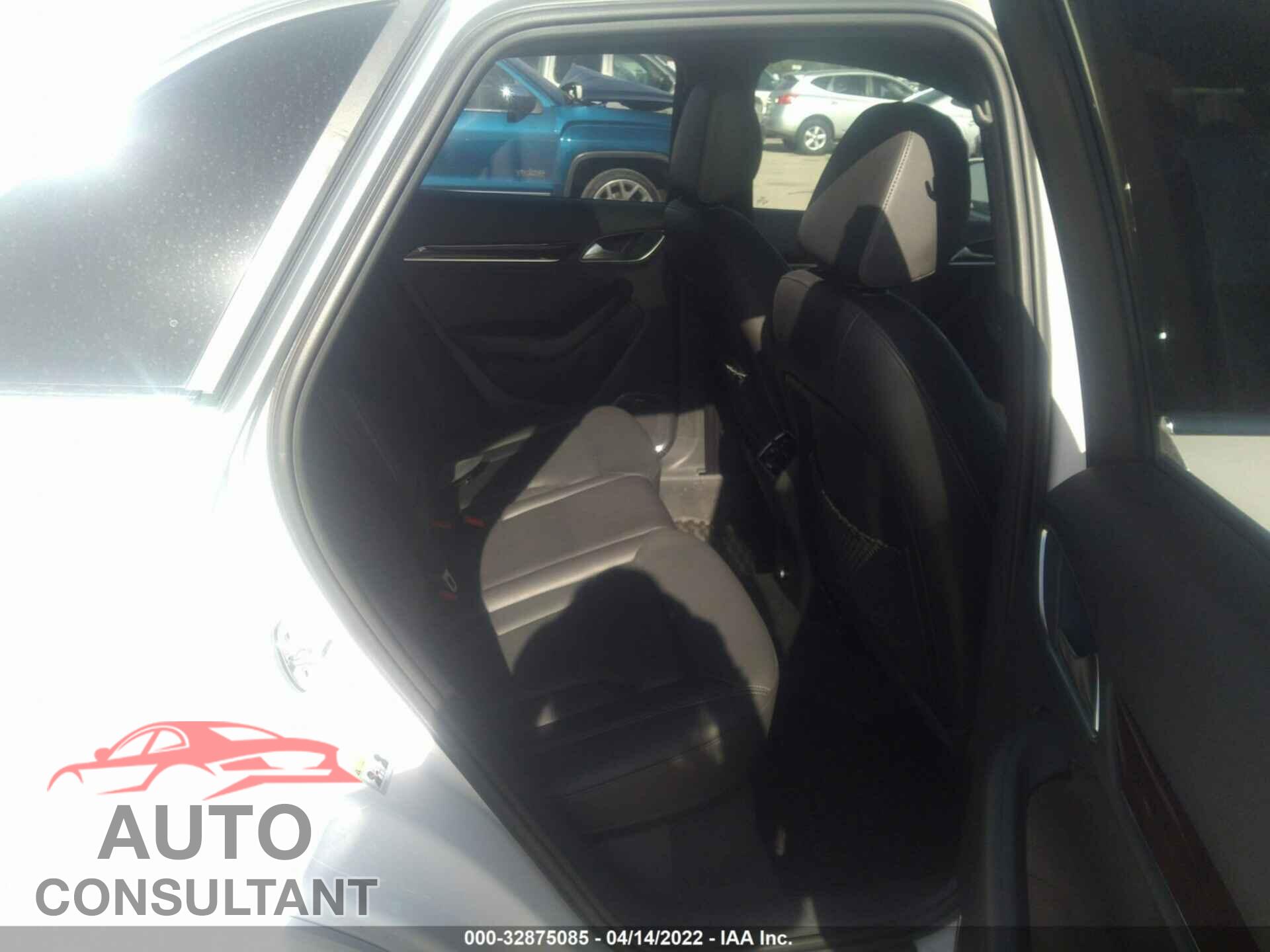 AUDI Q3 2017 - WA1GCCFS9HR001052