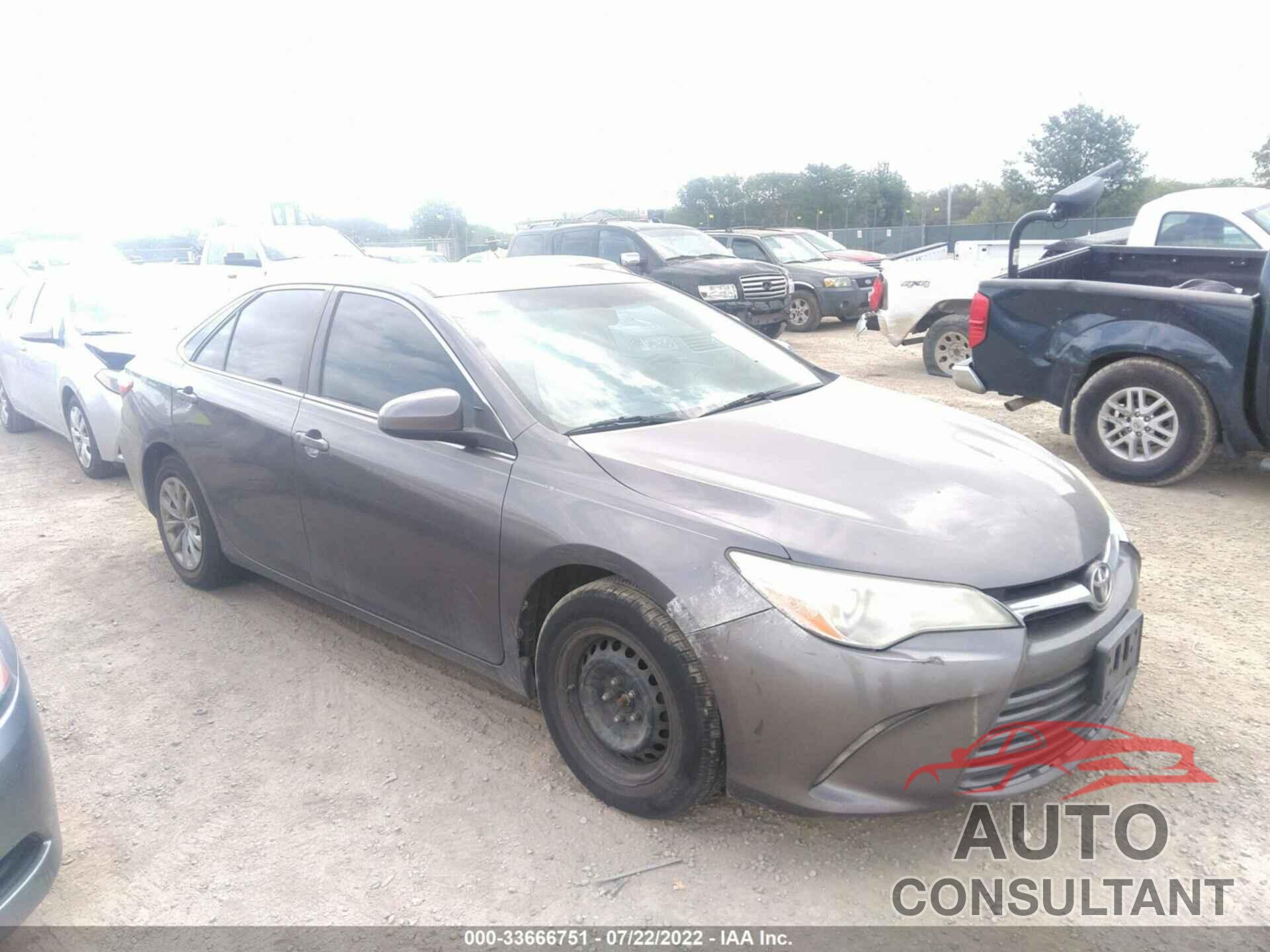 TOYOTA CAMRY 2016 - 4T4BF1FK7GR518827