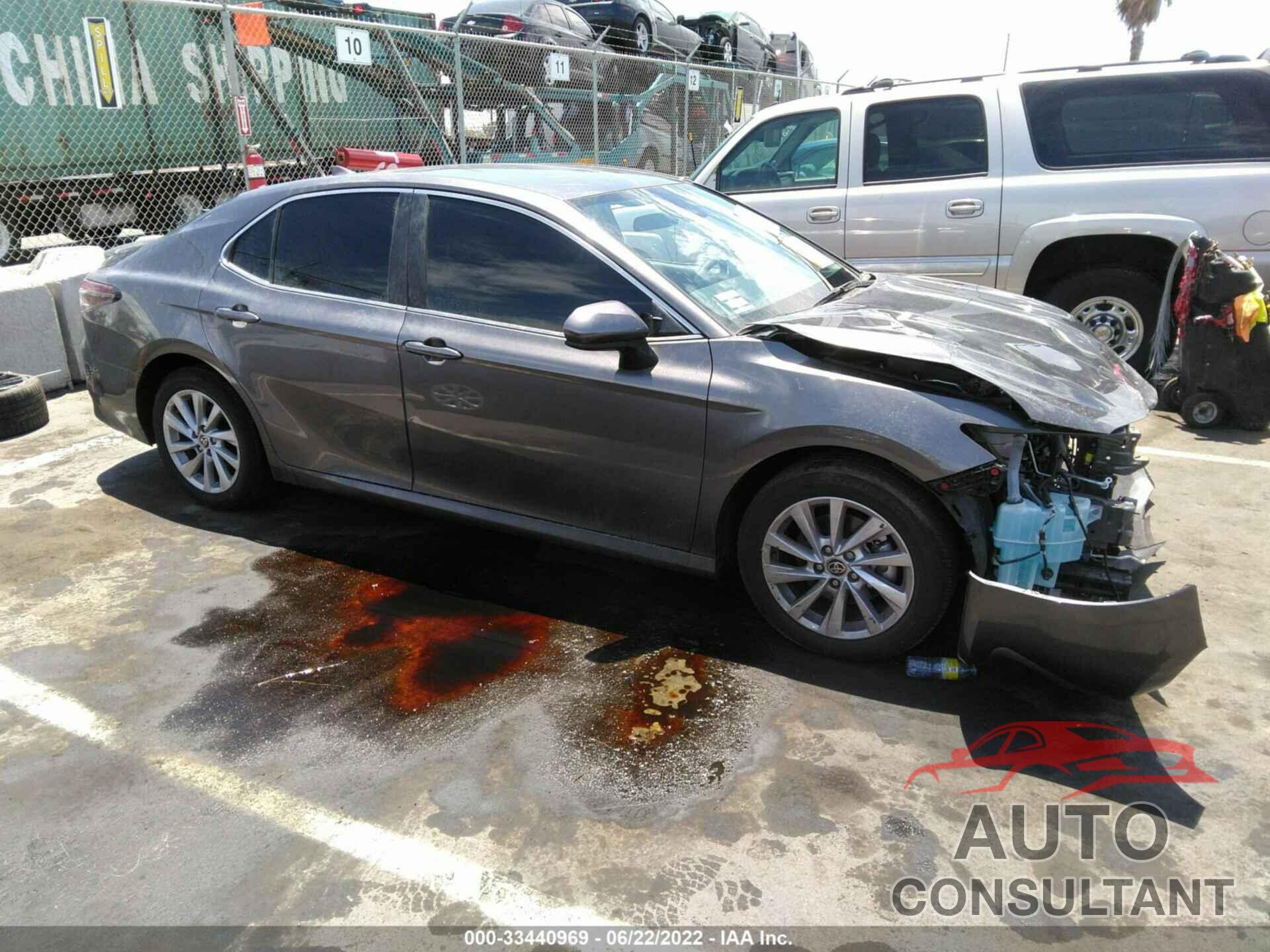 TOYOTA CAMRY 2021 - 4T1C11AK0MU544198
