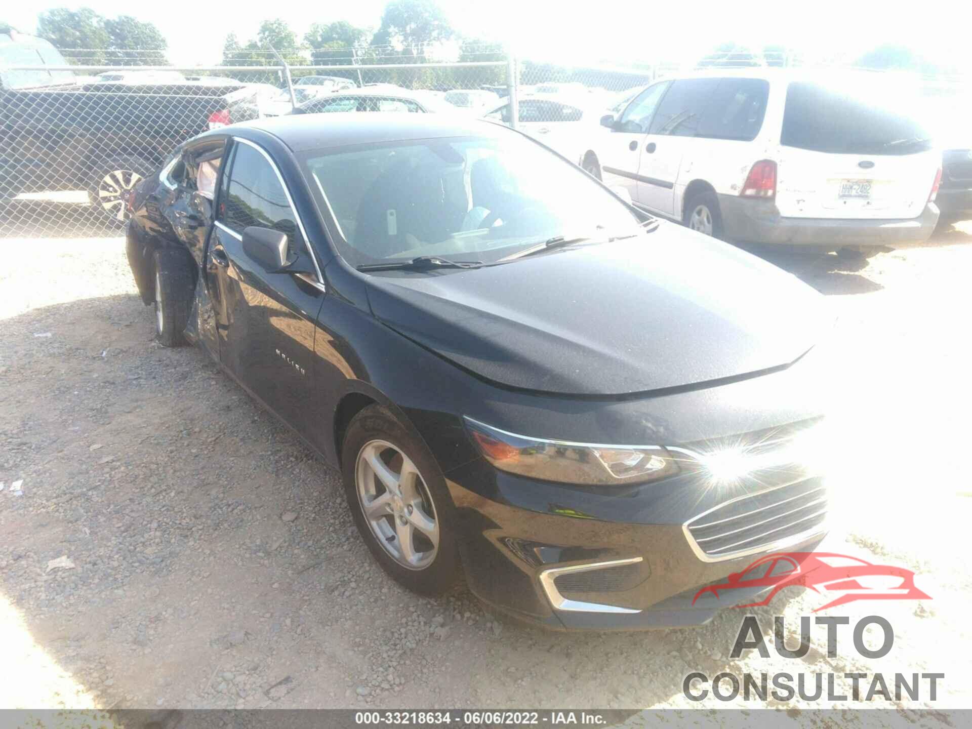 CHEVROLET MALIBU 2018 - 1G1ZB5ST1JF285370