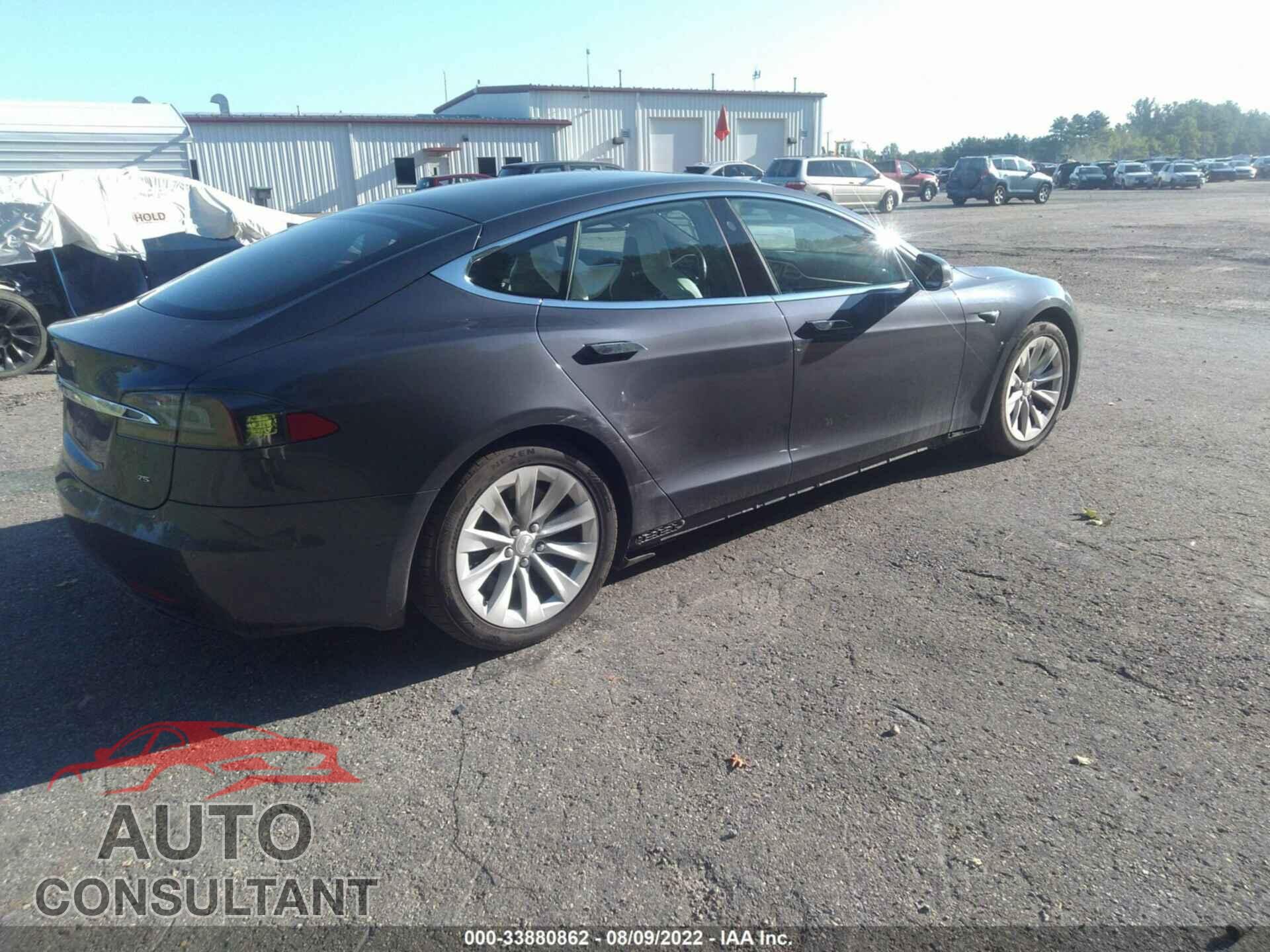 TESLA MODEL S 2017 - 5YJSA1E17HF227647